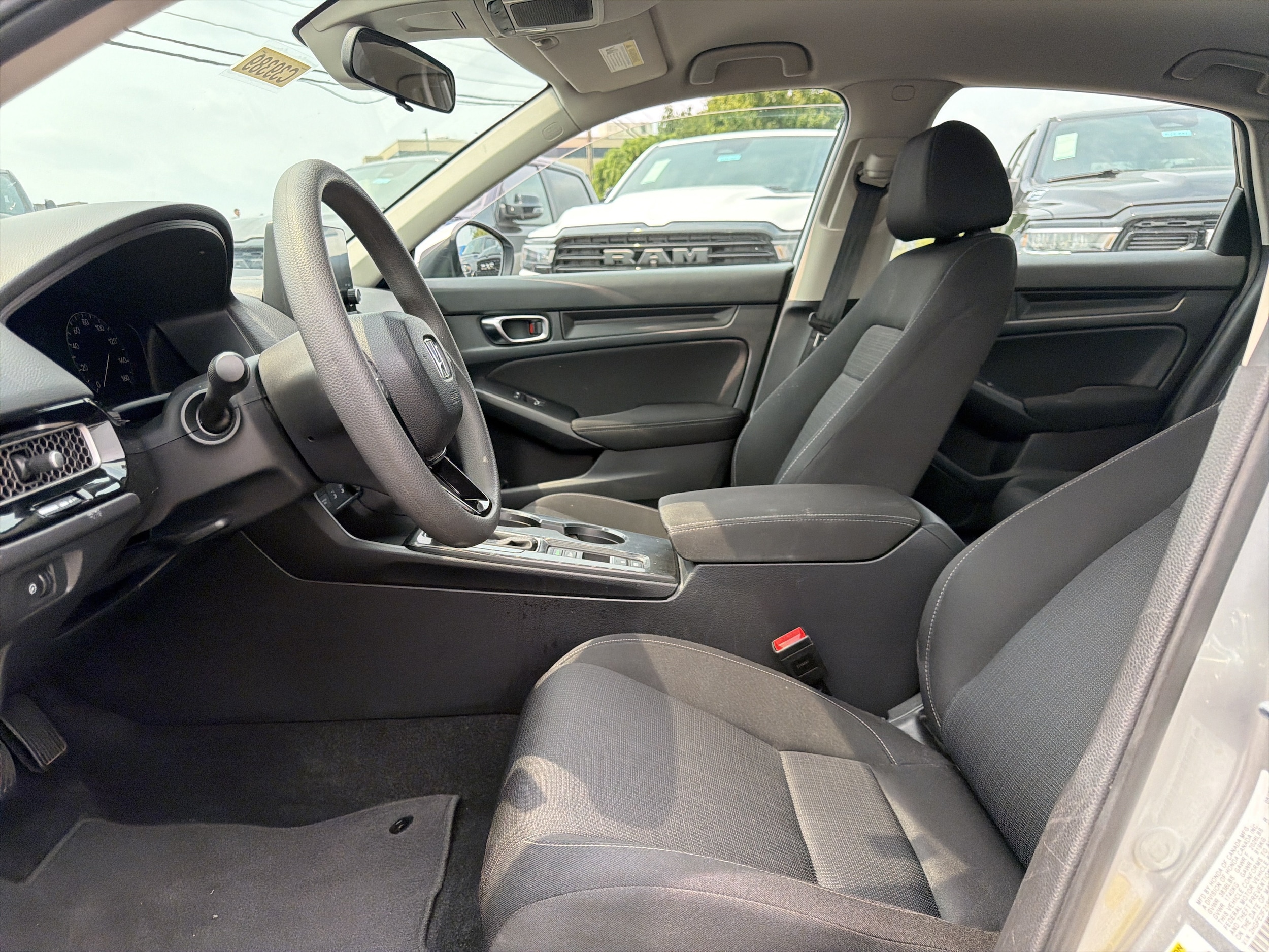 2025 Honda Civic LX - Photo 13