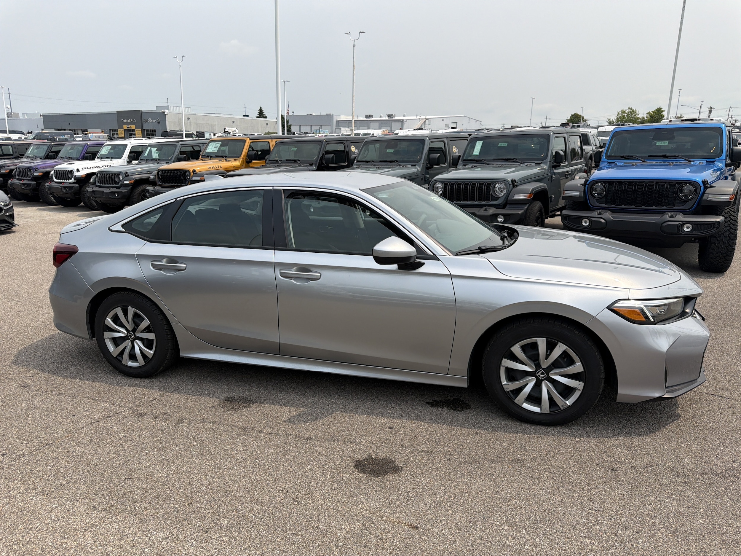 2025 Honda Civic LX - Photo 11