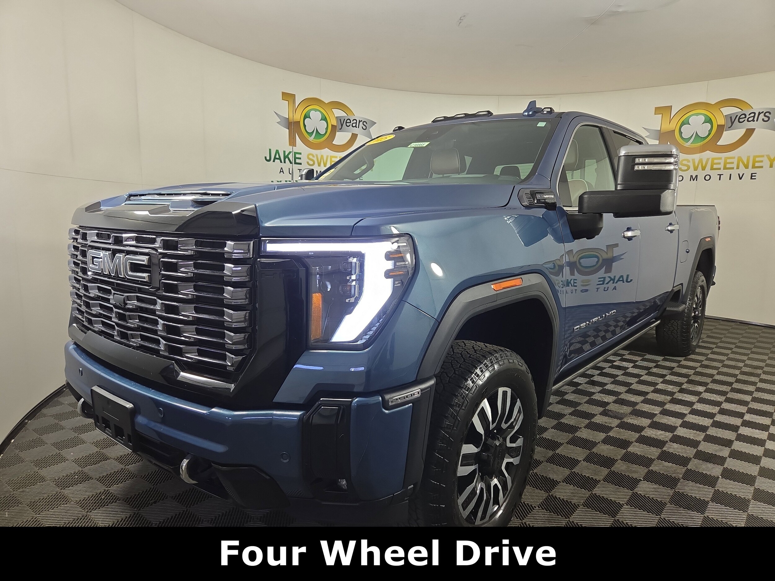 2025 Gmc Sierra 2500 HD Denali Ultimate photo 3