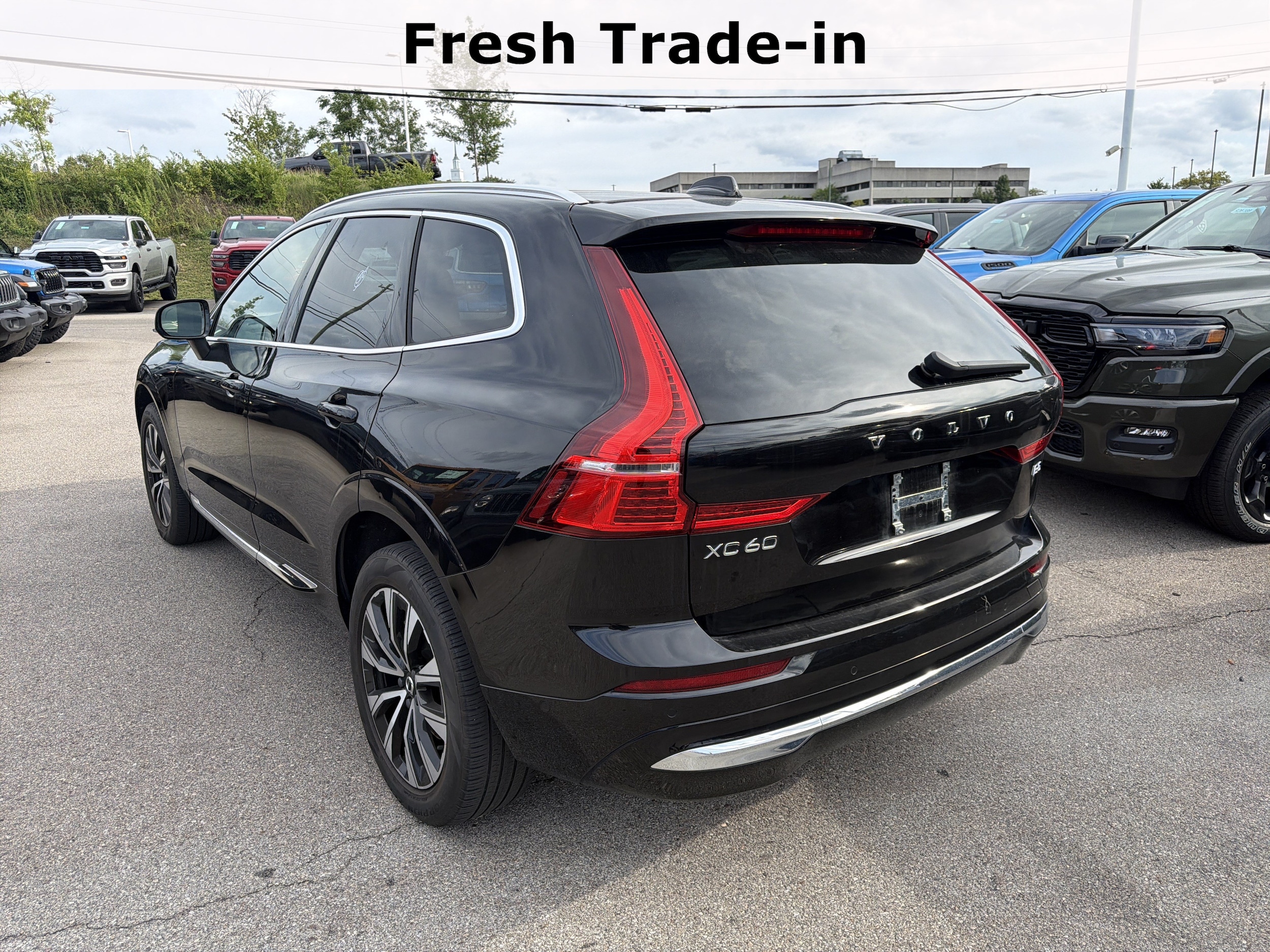 2023 Volvo XC60 Plus - Photo 7