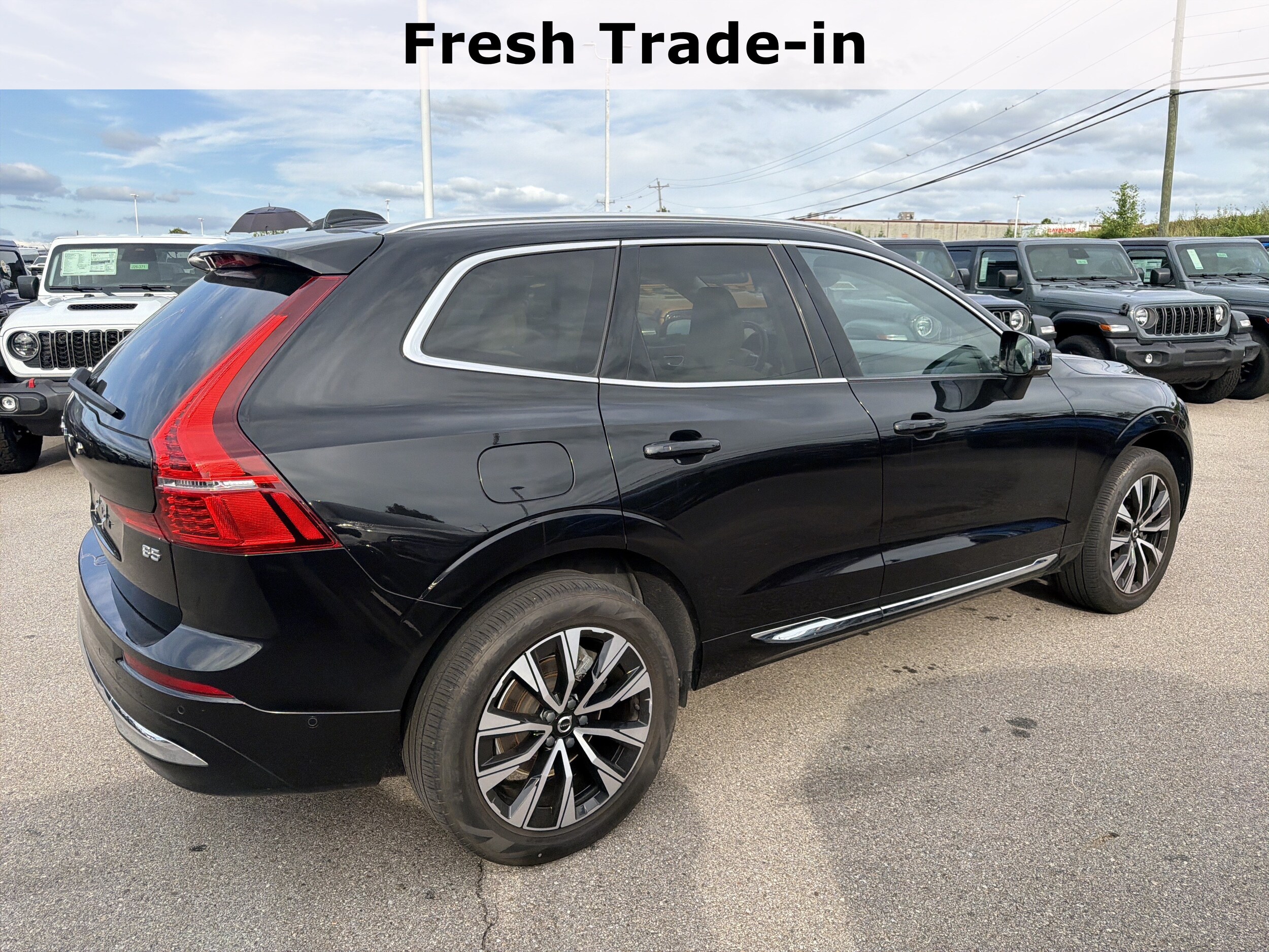 2023 Volvo XC60 Plus - Photo 10