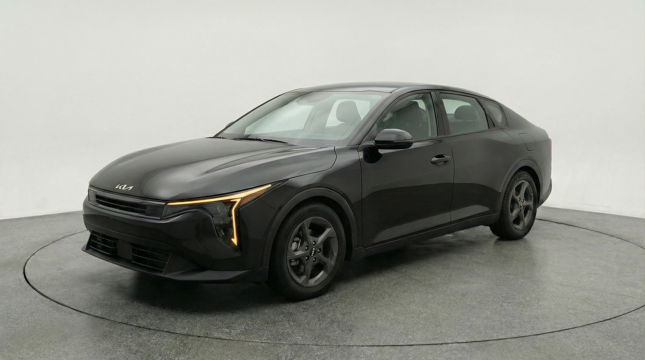 Thumbnail: 2025 Kia K4 - 3