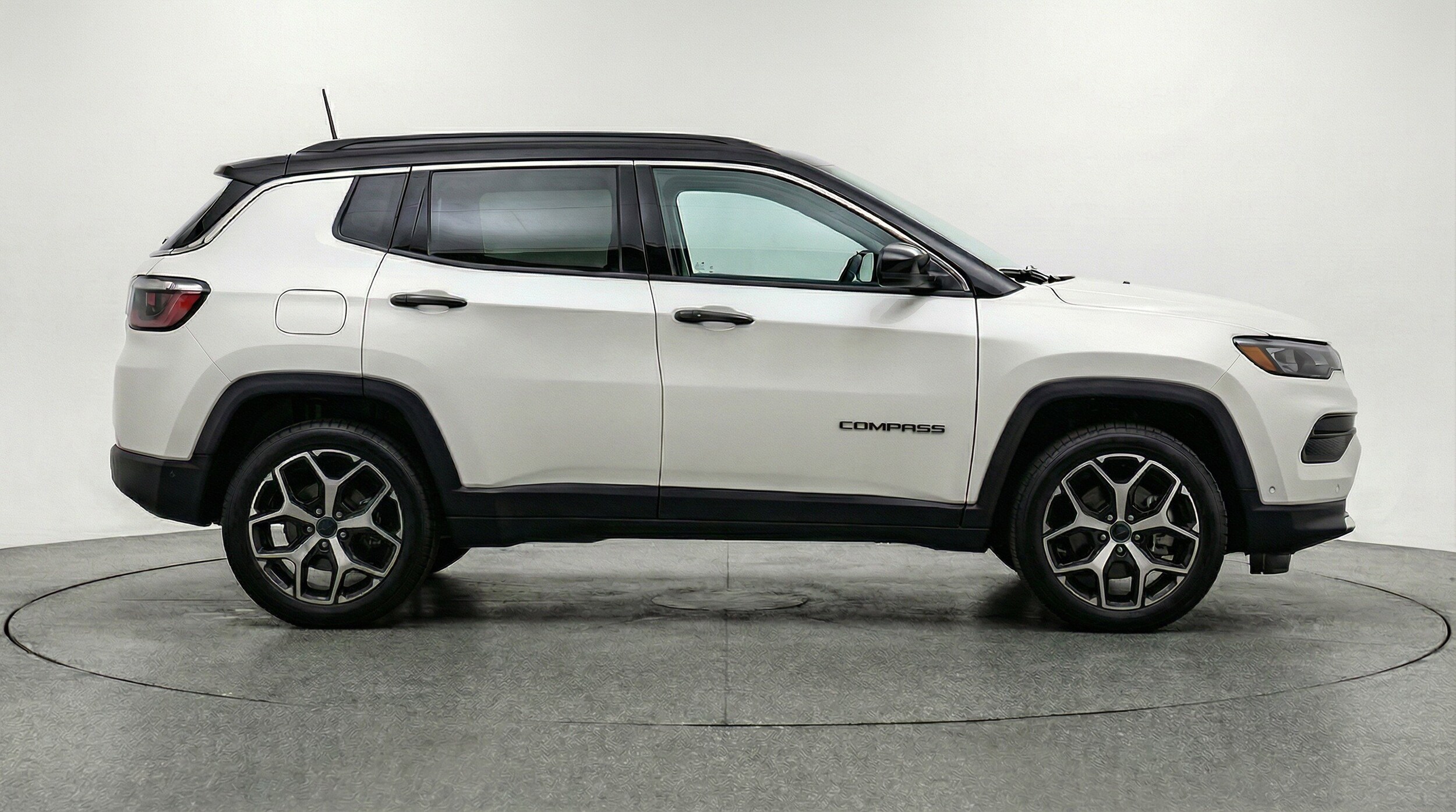 Thumbnail: 2025 Jeep Compass - 11
