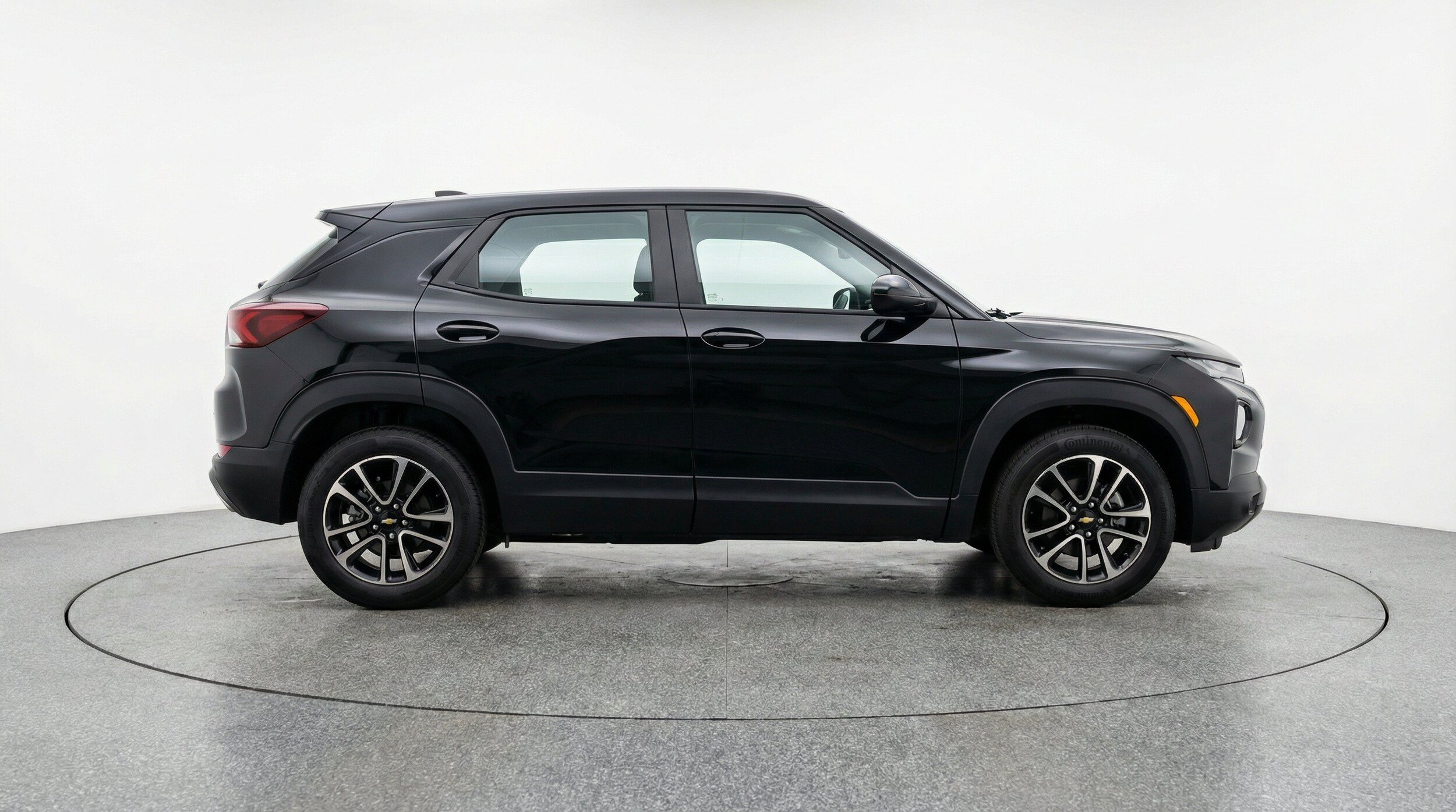 Thumbnail: 2025 Chevrolet TrailBlazer - 11