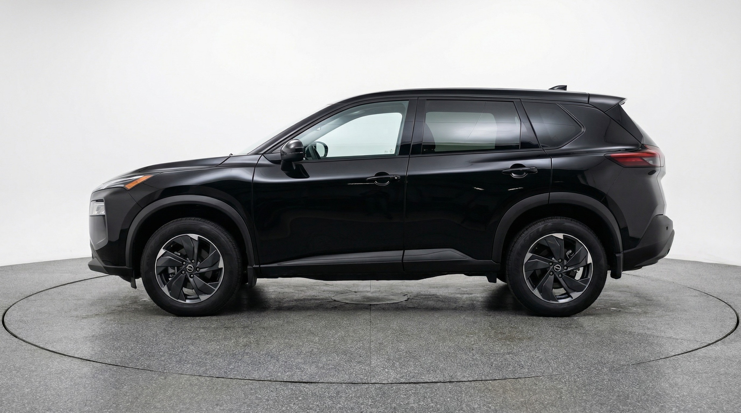 Thumbnail: 2025 Nissan Rogue - 4