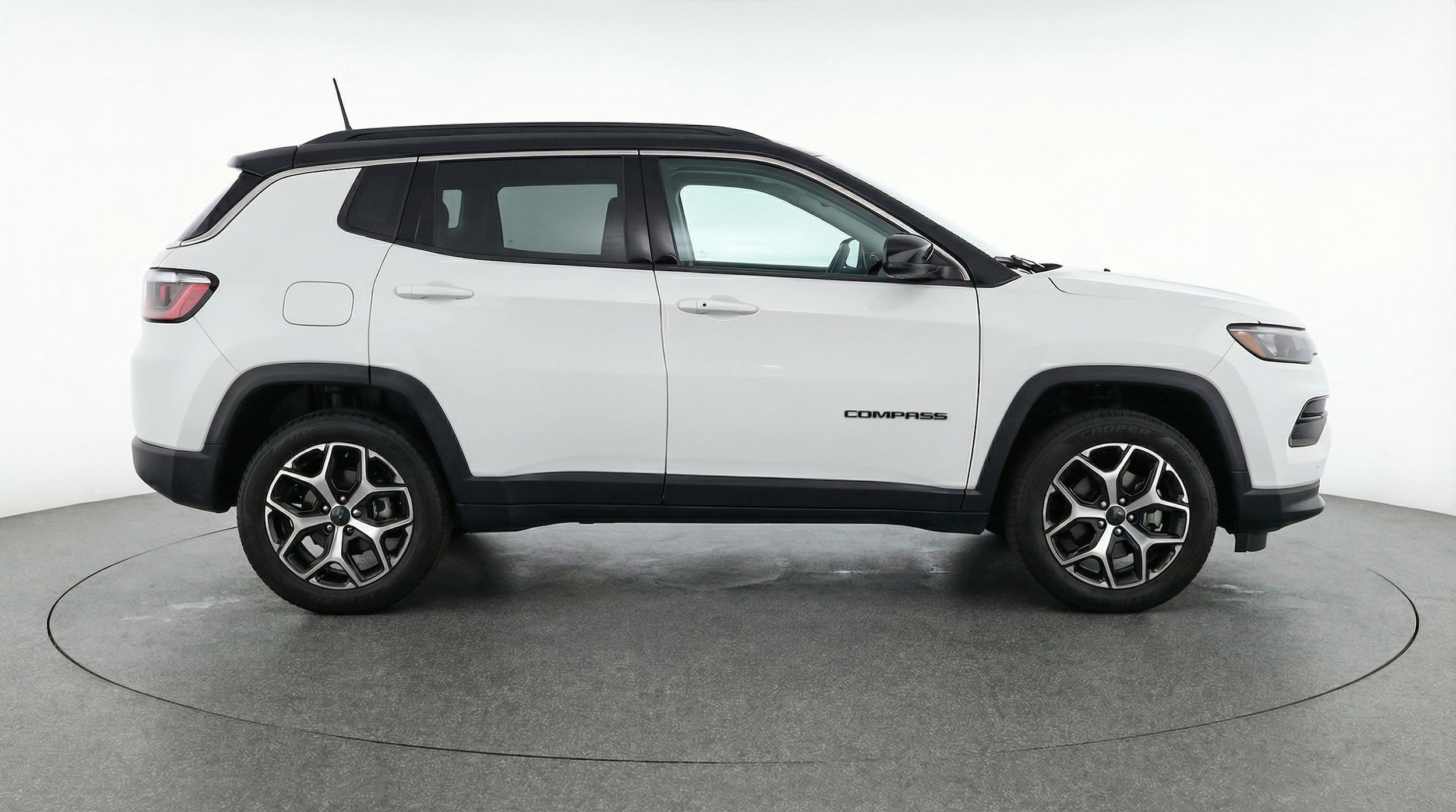 Thumbnail: 2025 Jeep Compass - 11