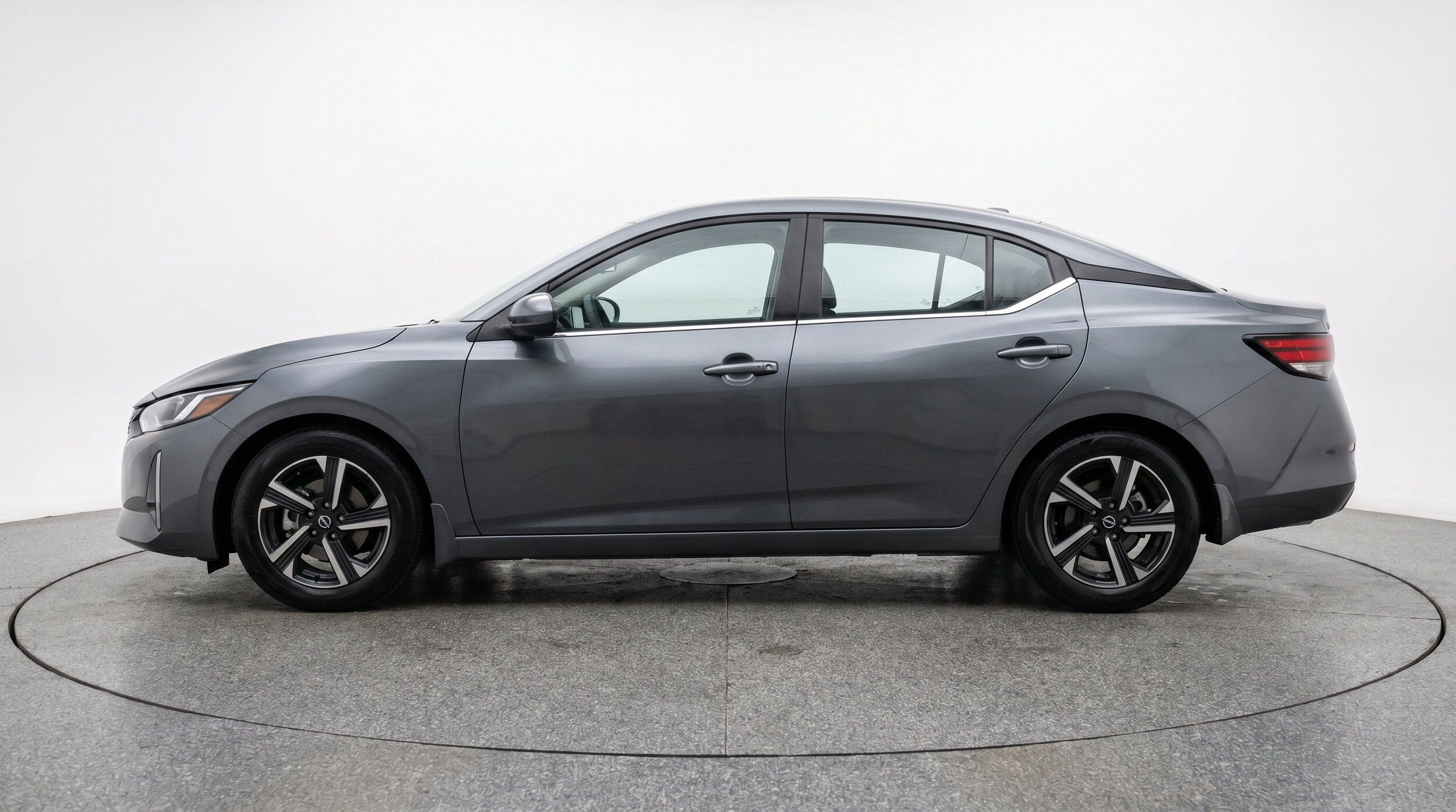 Thumbnail: 2025 Nissan Sentra - 5
