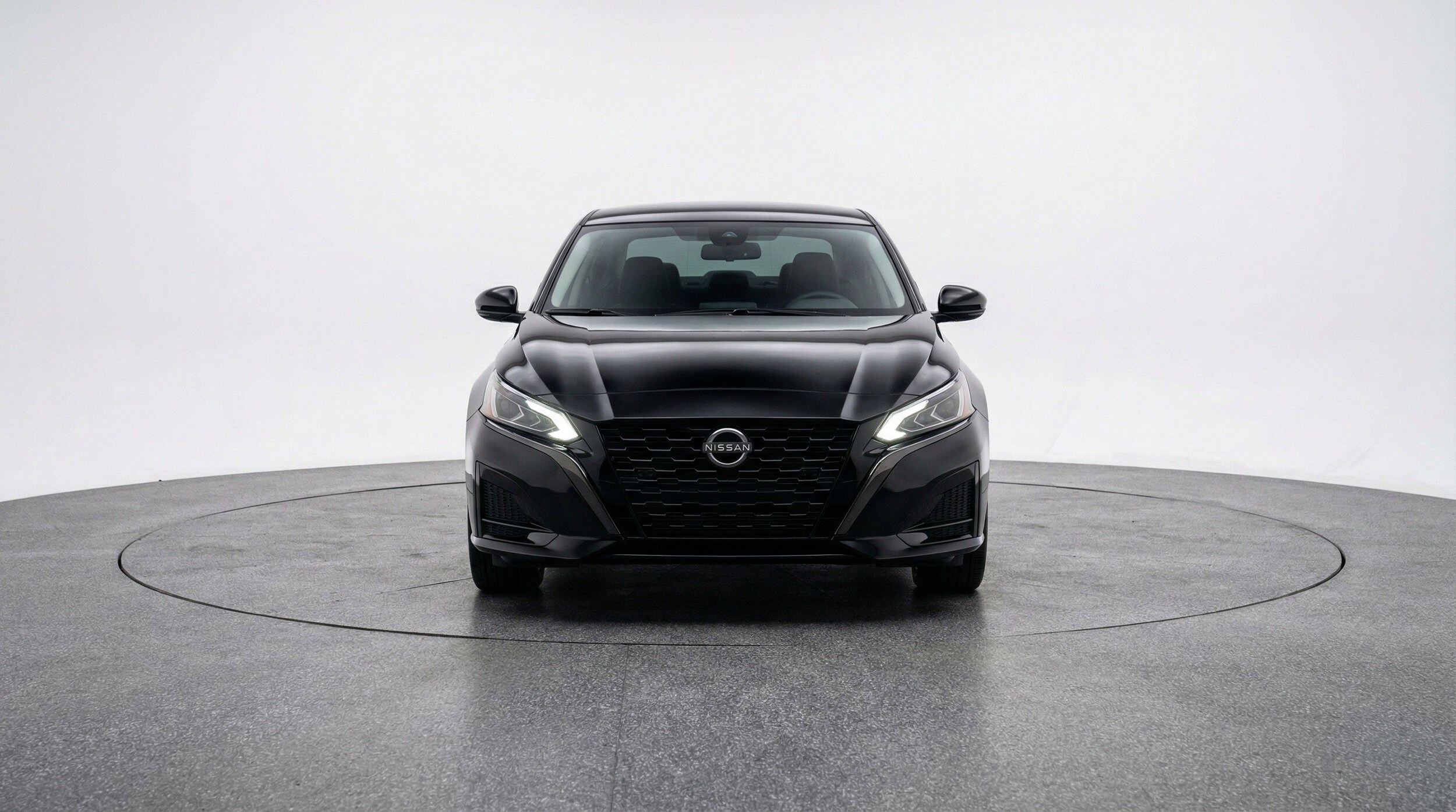 Thumbnail: 2025 Nissan Altima - 2