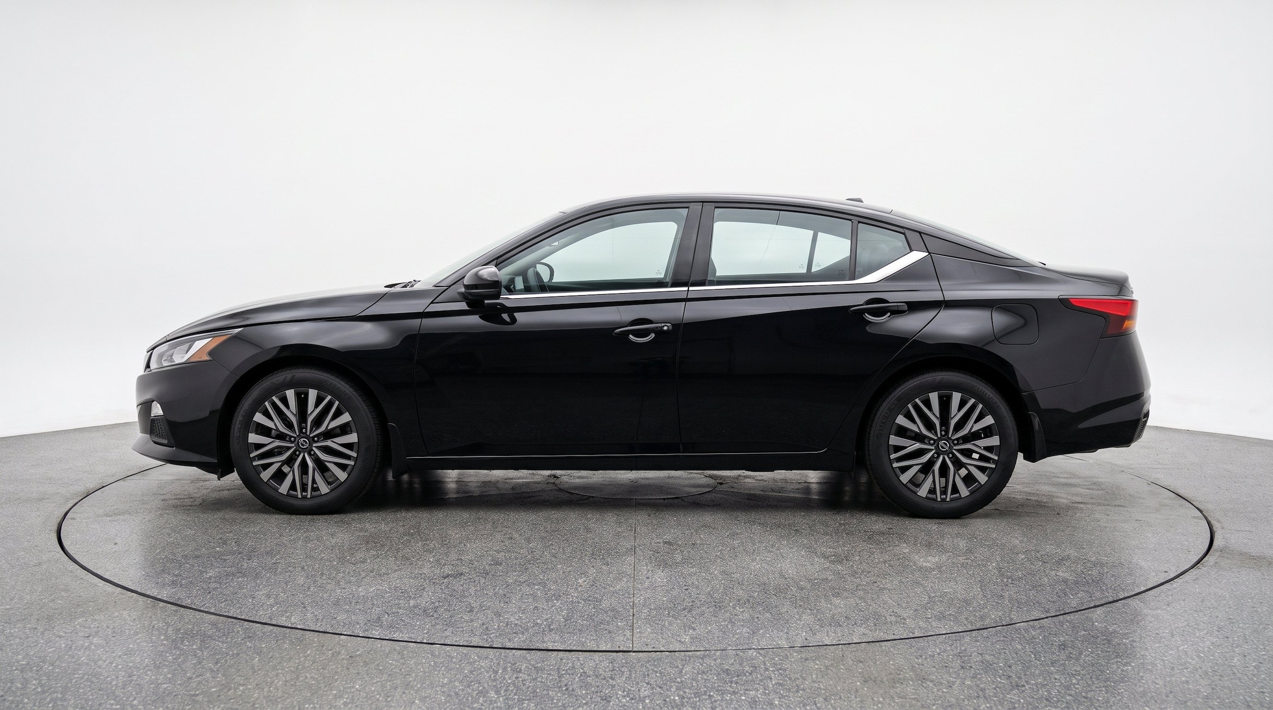Thumbnail: 2026 Nissan Altima - 5