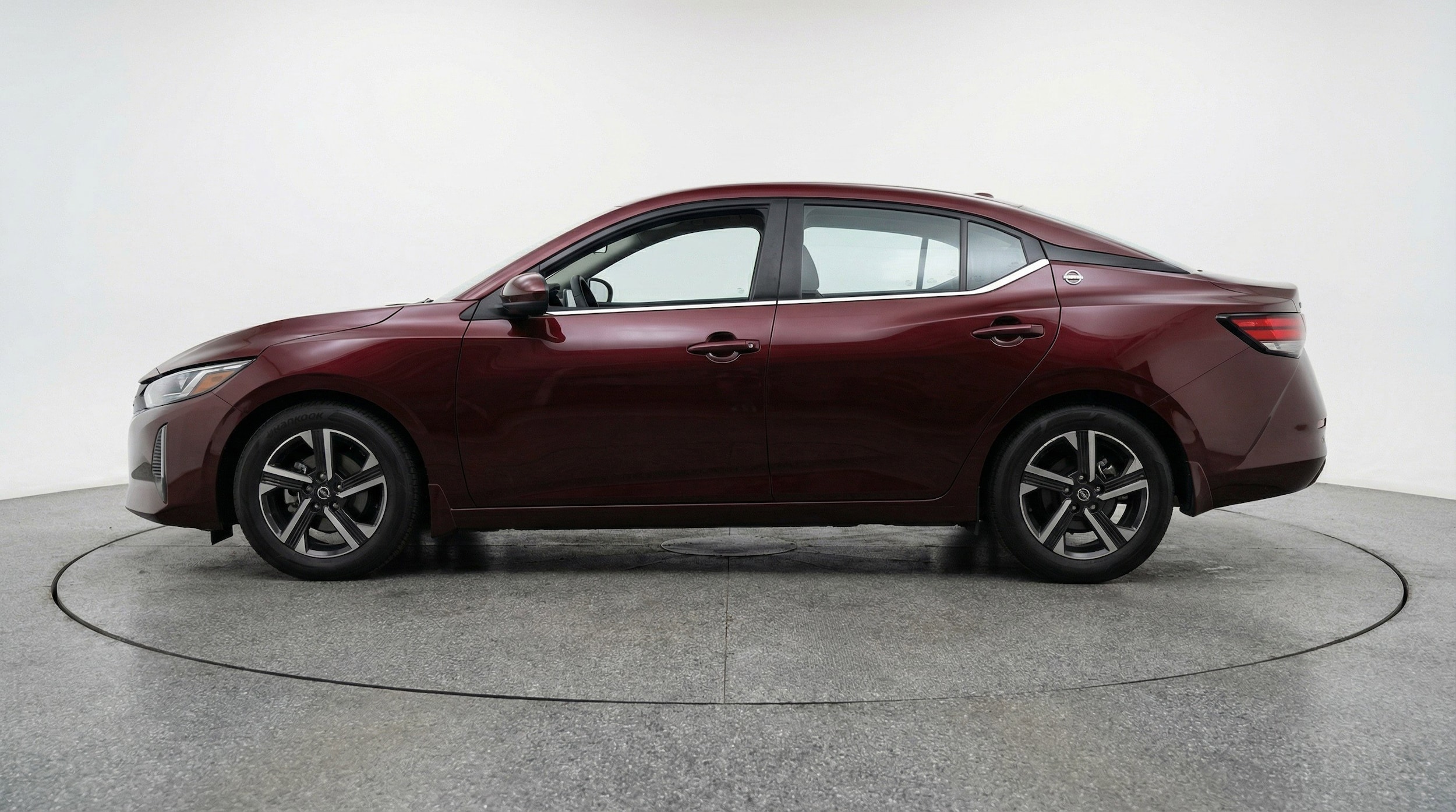 Thumbnail: 2025 Nissan Sentra - 5