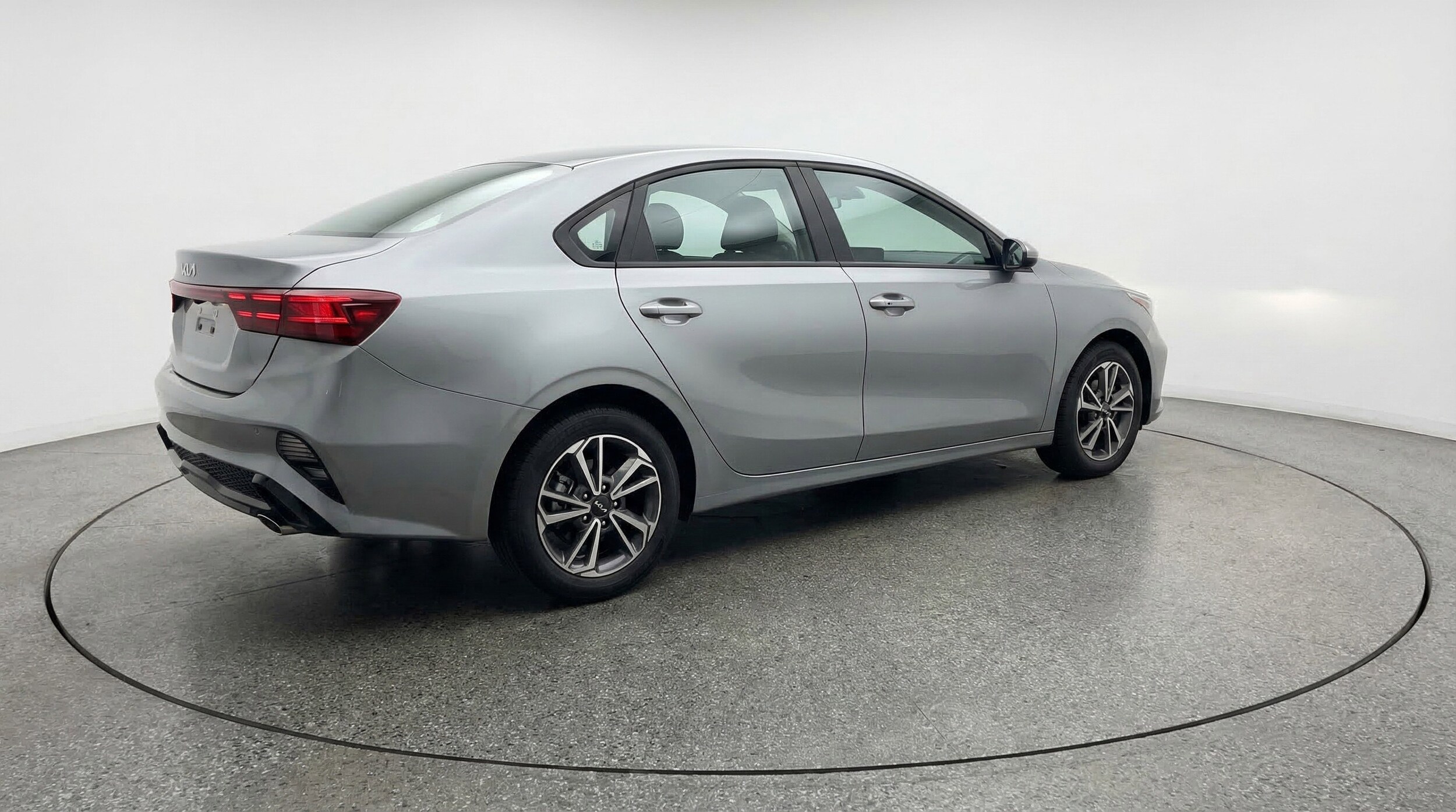 Thumbnail: 2024 Kia Forte - 9
