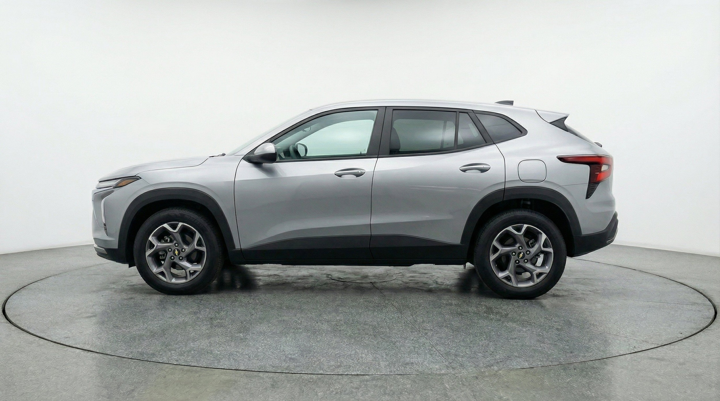 Thumbnail: 2025 Chevrolet Trax - 5