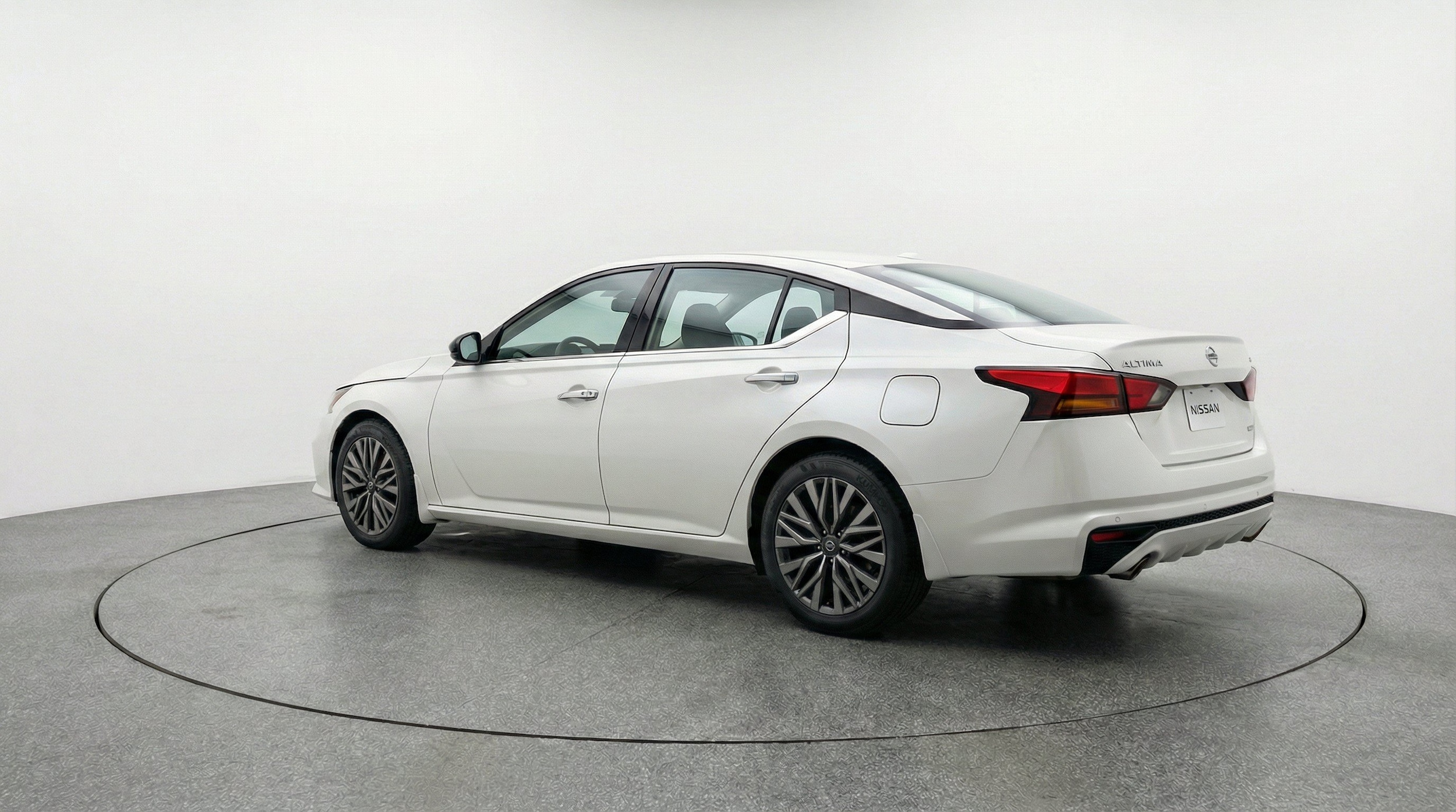 Thumbnail: 2025 Nissan Altima - 6