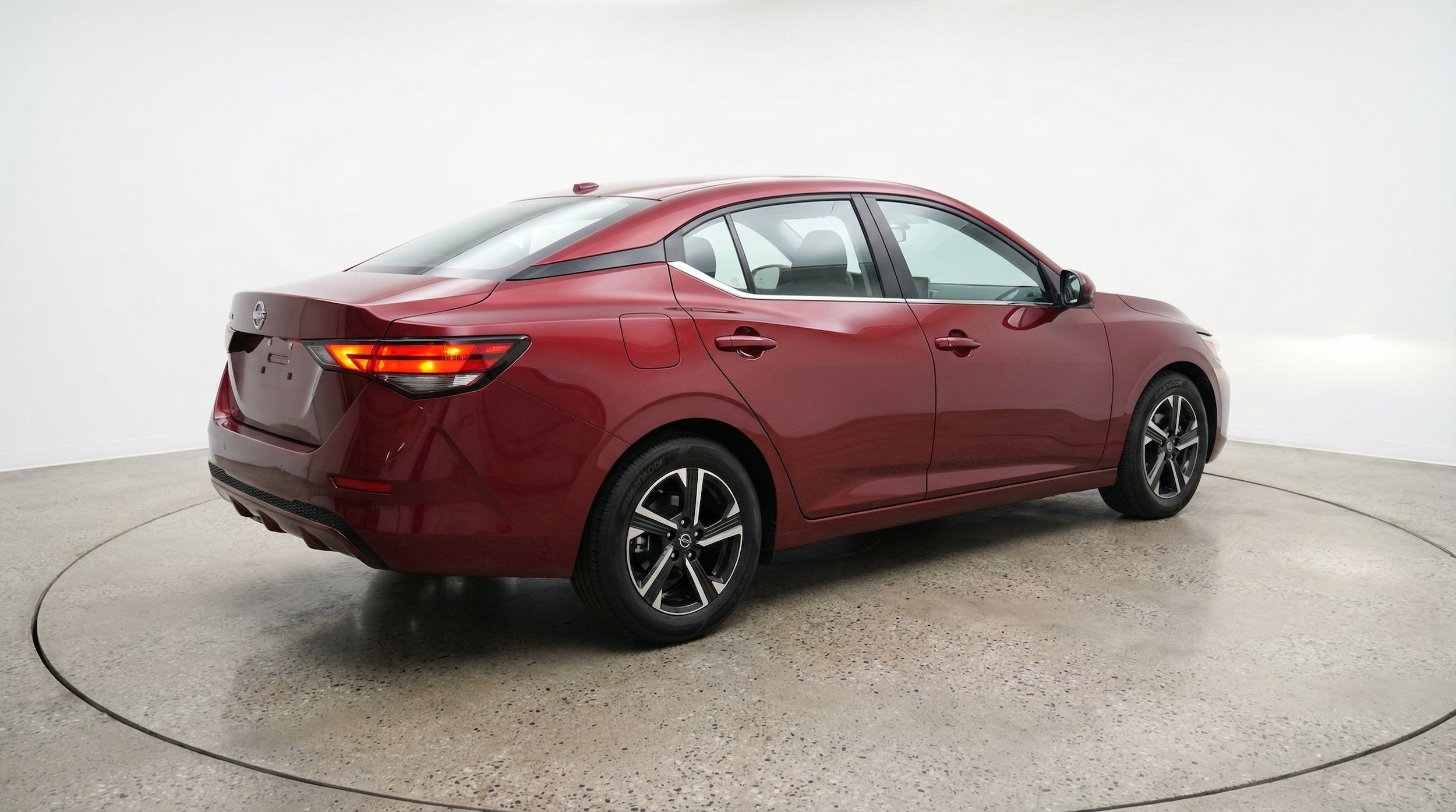 Thumbnail: 2025 Nissan Sentra - 9