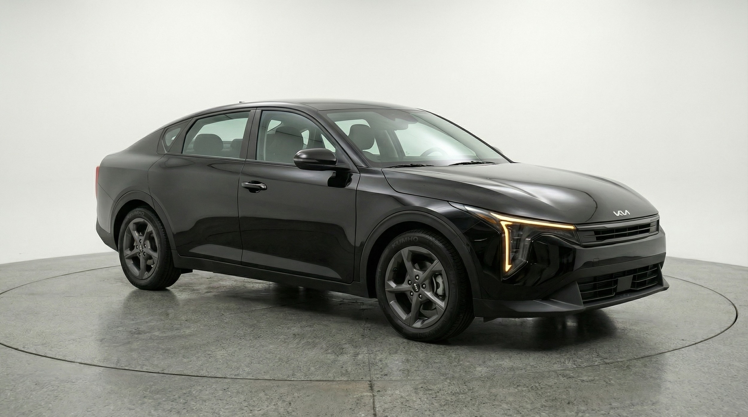 Thumbnail: 2025 Kia K4 - 1