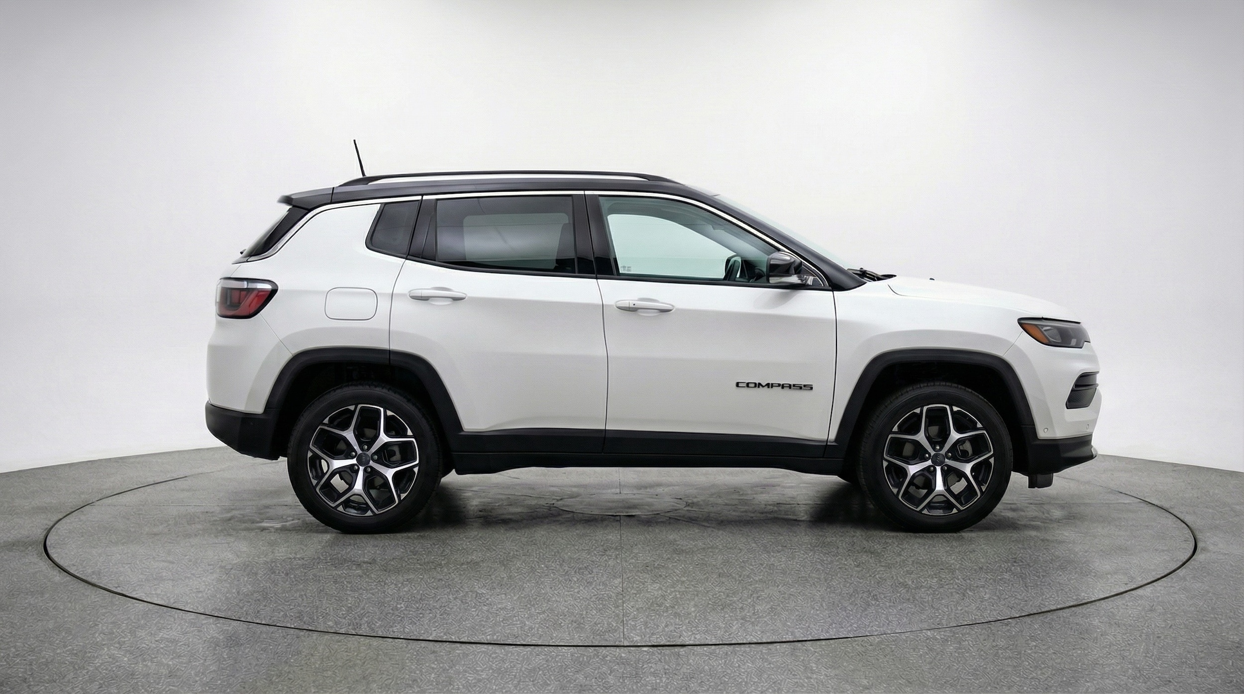 Thumbnail: 2025 Jeep Compass - 8