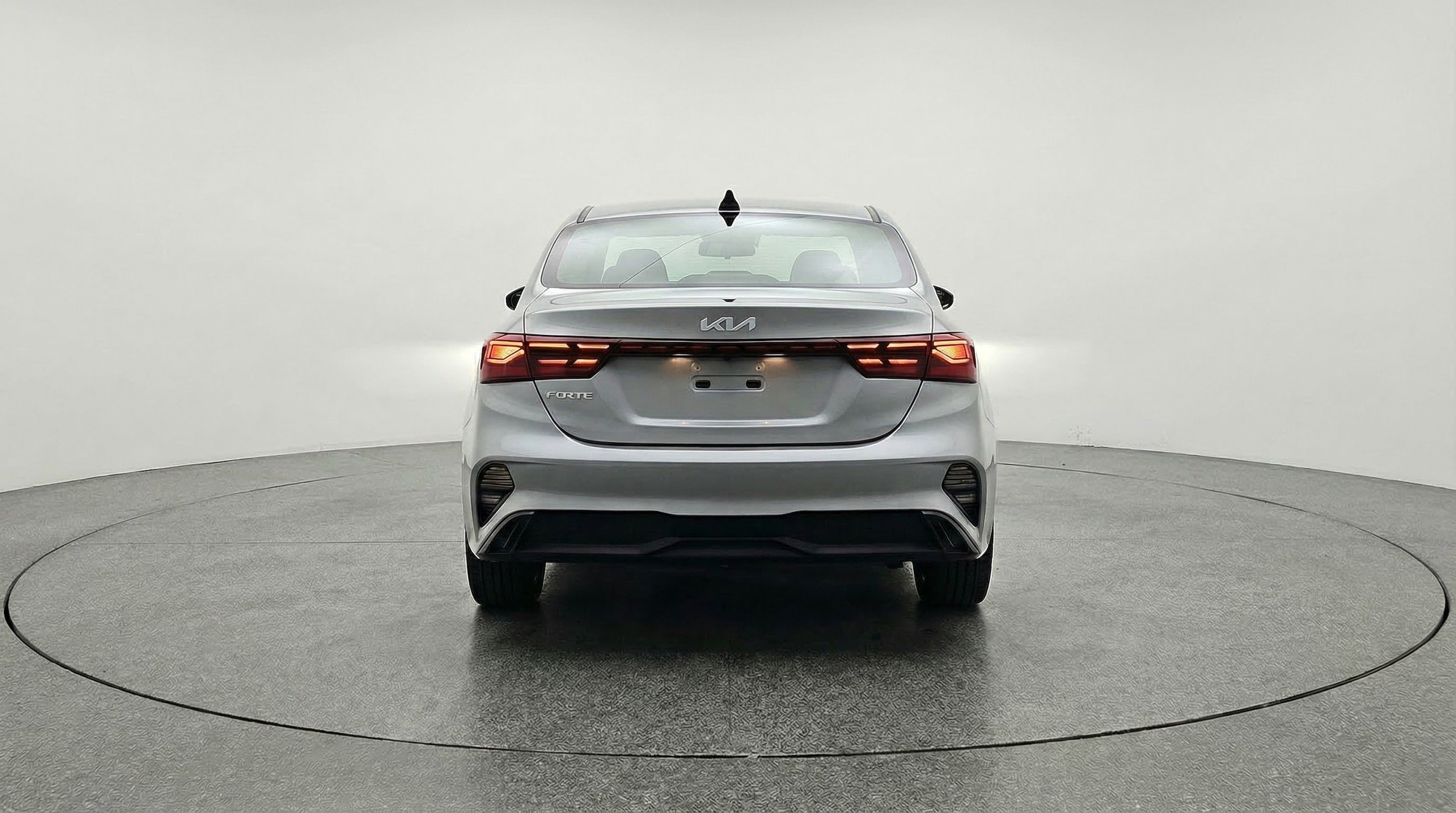 Thumbnail: 2024 Kia Forte - 7