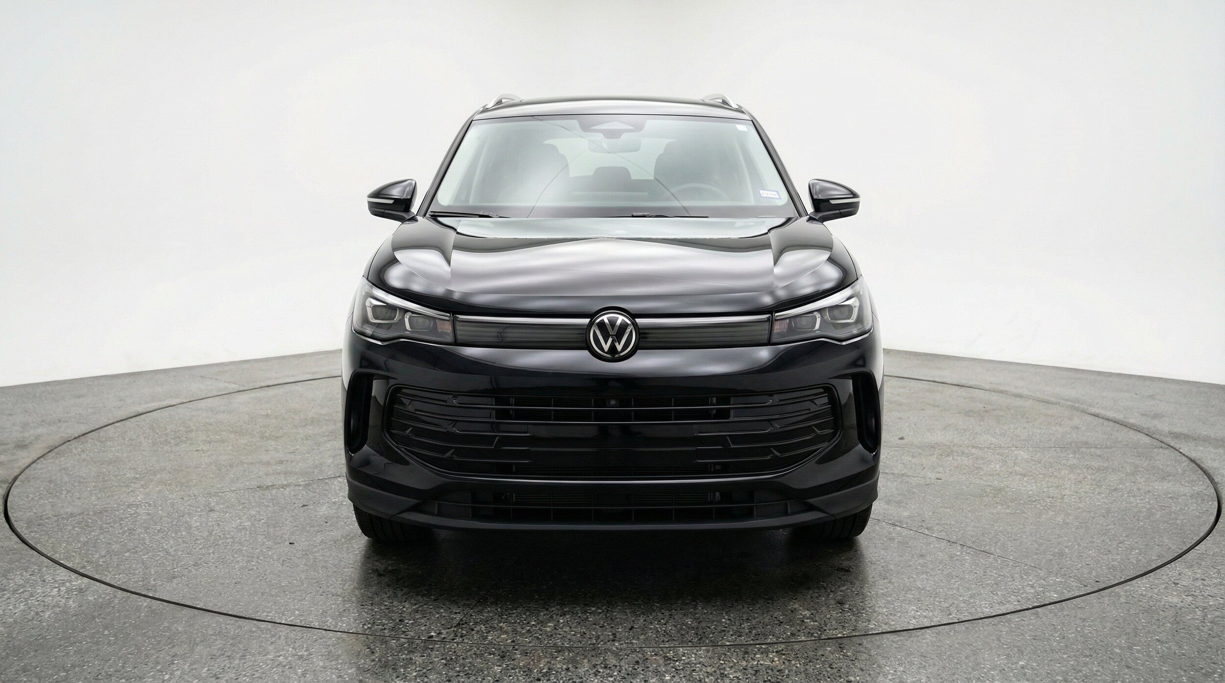 Thumbnail: 2026 Volkswagen Tiguan - 2