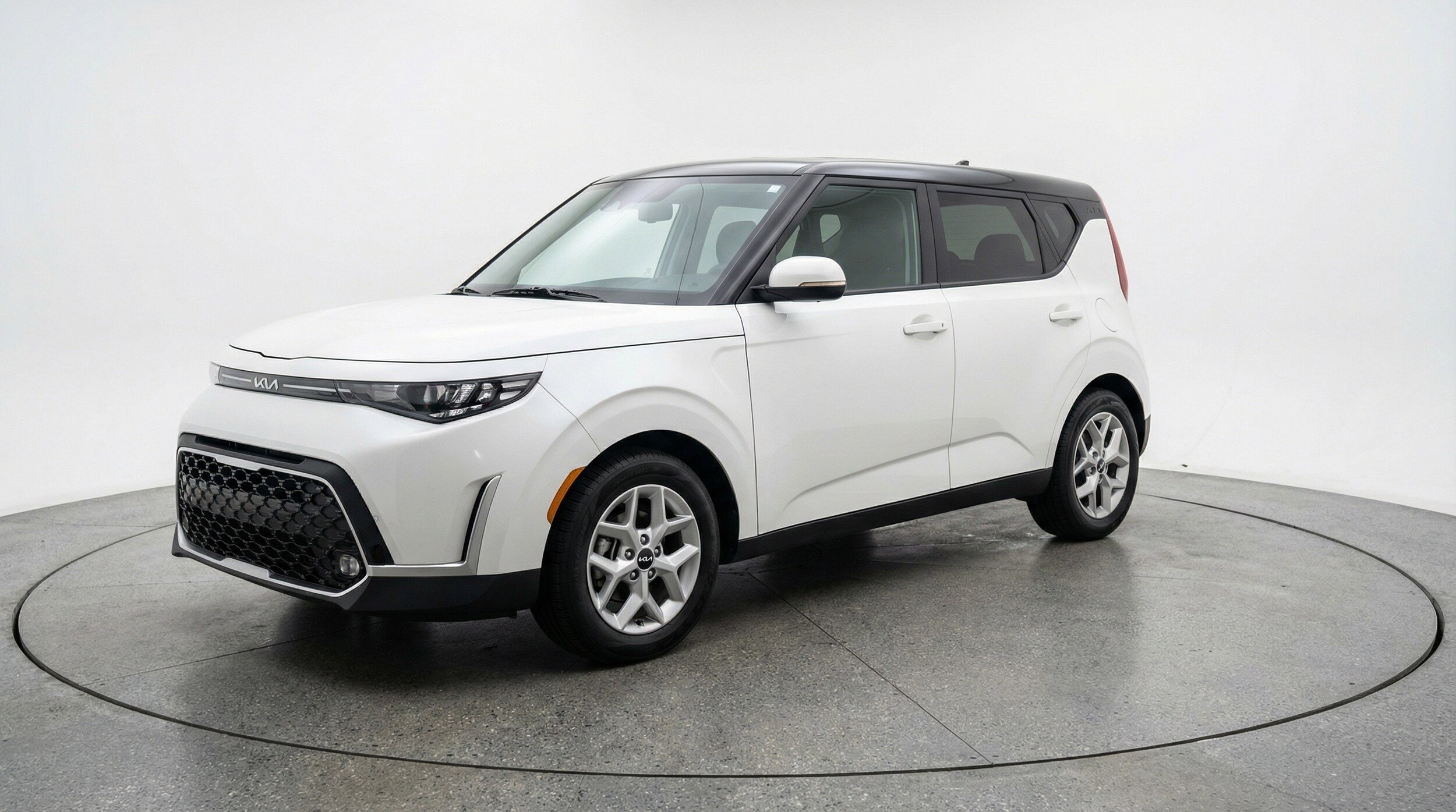 Thumbnail: 2025 Kia Soul - 3