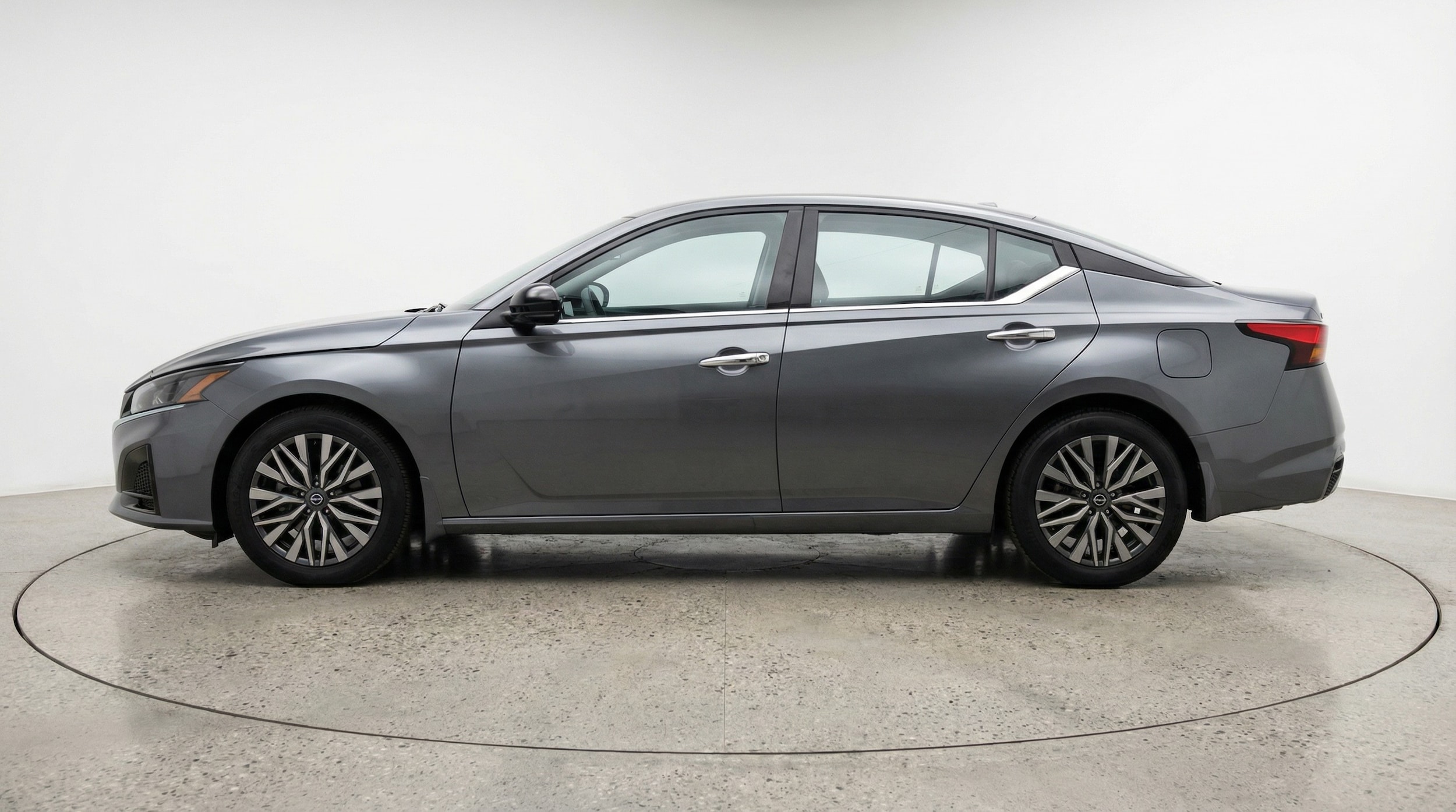 Thumbnail: 2025 Nissan Altima - 4