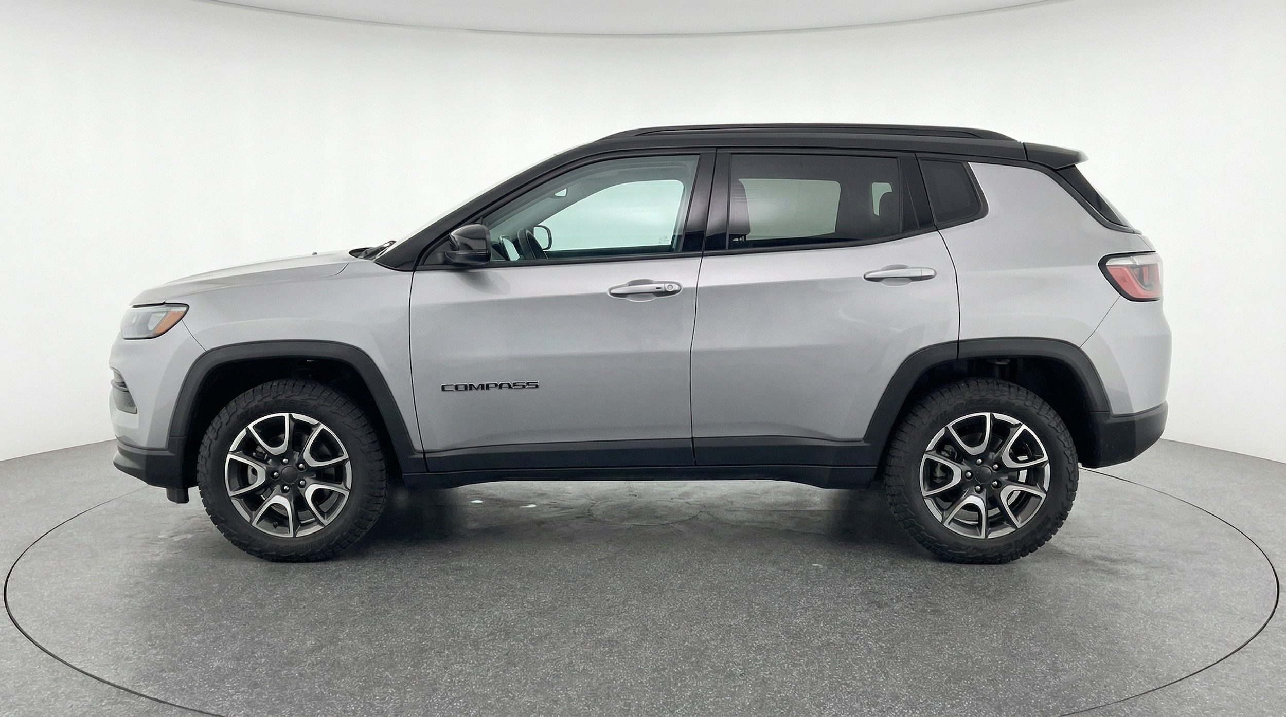 Thumbnail: 2025 Jeep Compass - 4