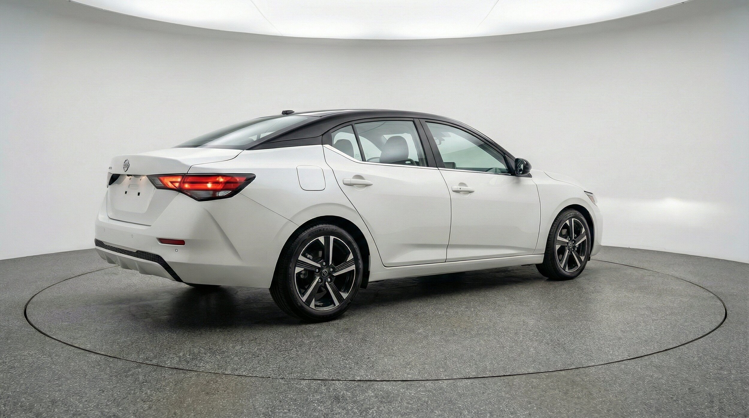 Thumbnail: 2025 Nissan Sentra - 9