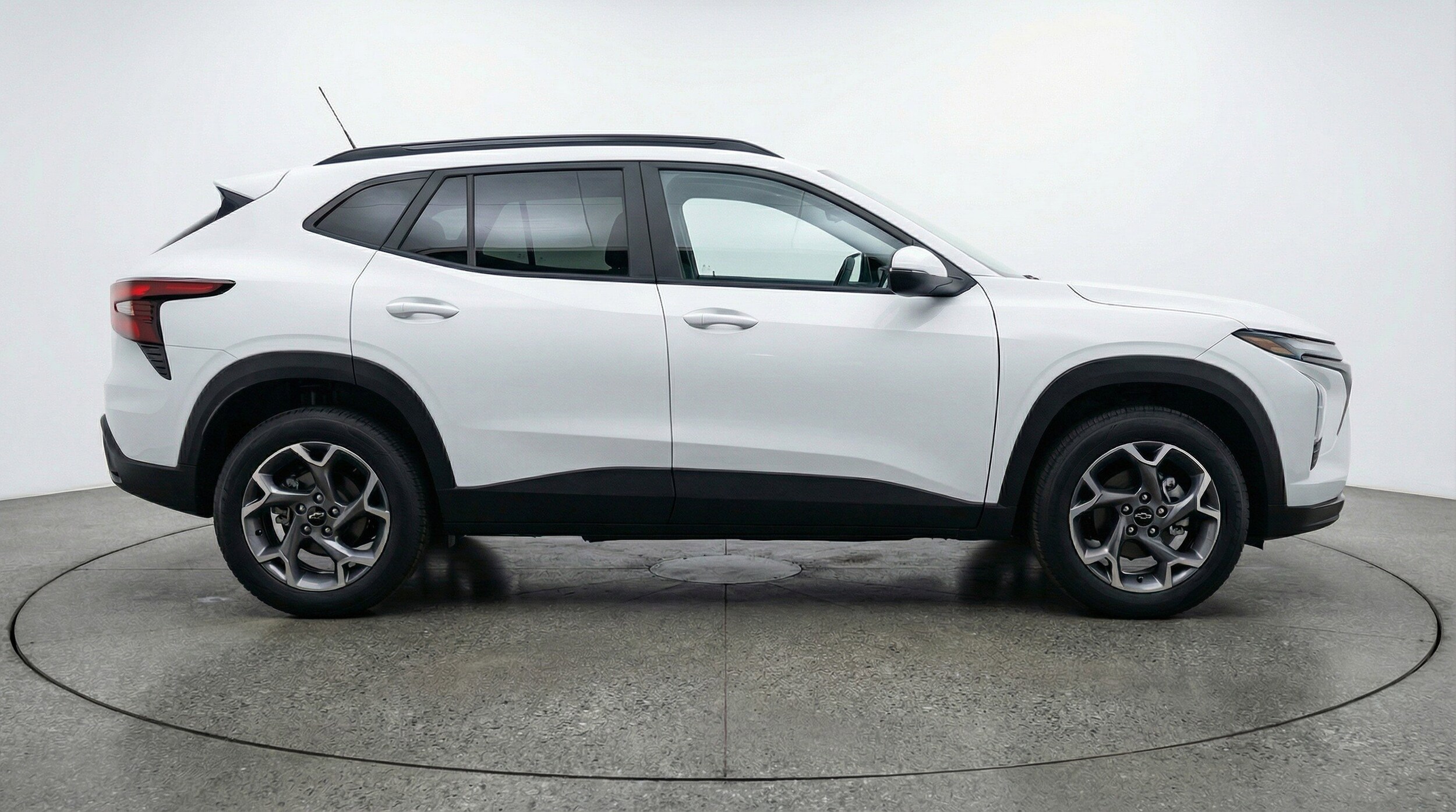 Thumbnail: 2025 Chevrolet Trax - 11