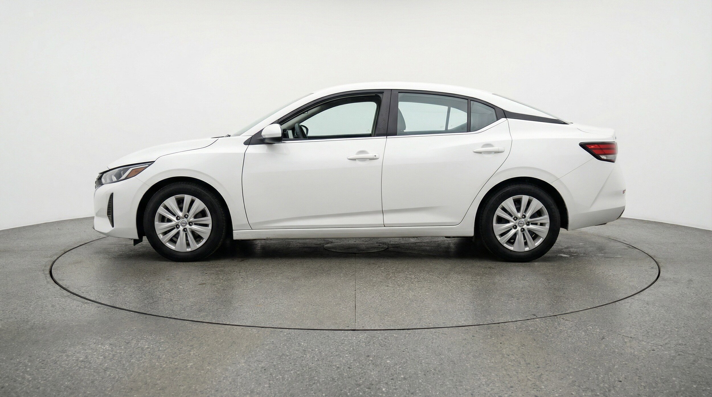 Thumbnail: 2025 Nissan Sentra - 5