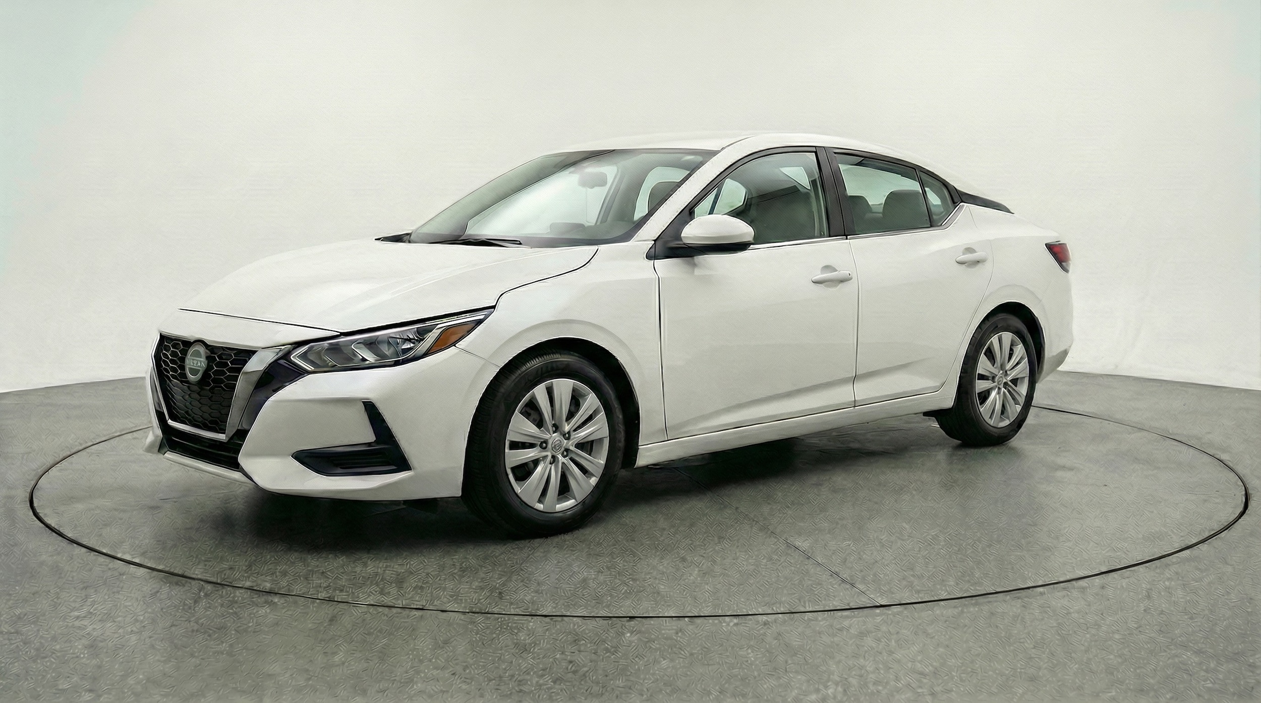 Thumbnail: 2025 Nissan Sentra - 3