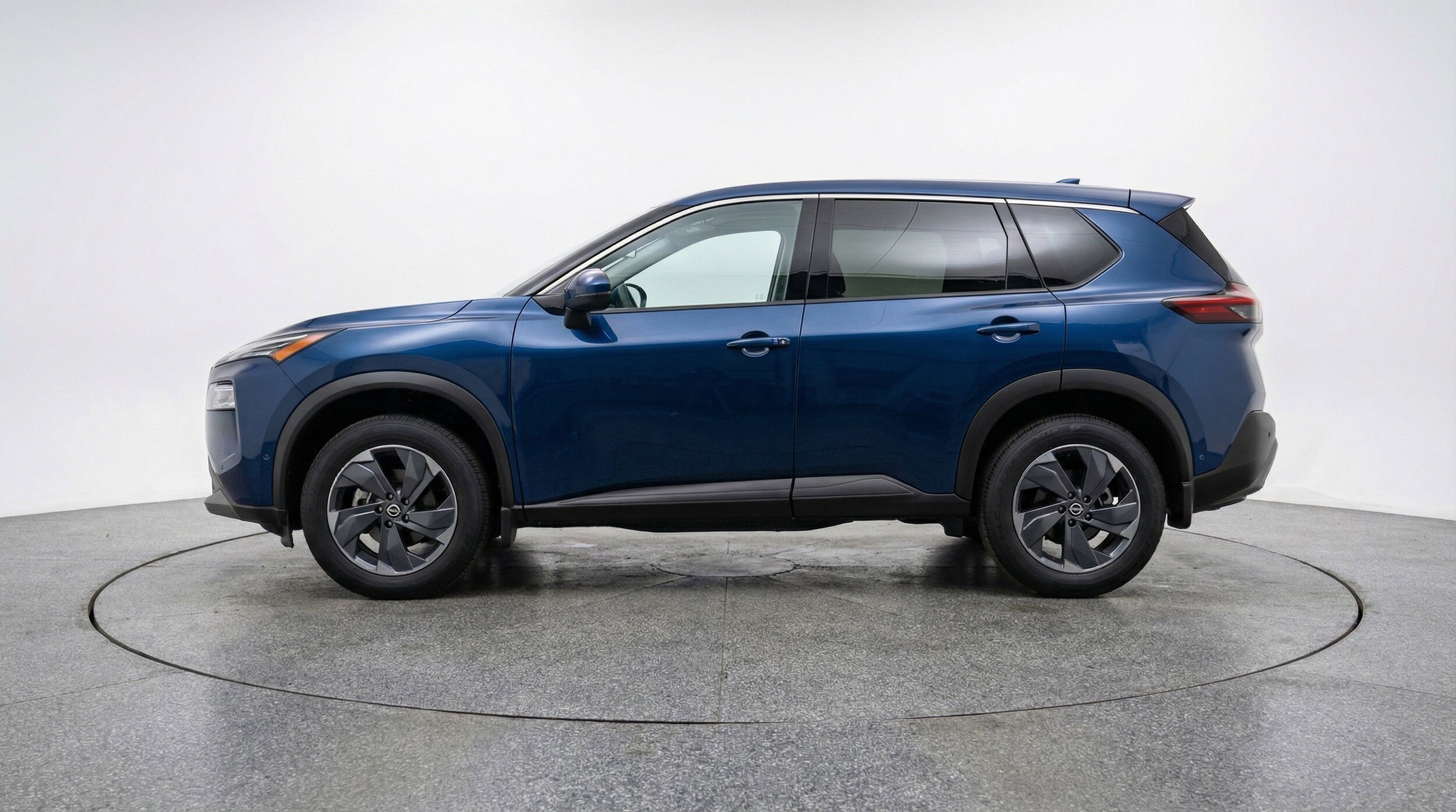 Thumbnail: 2025 Nissan Rogue - 5