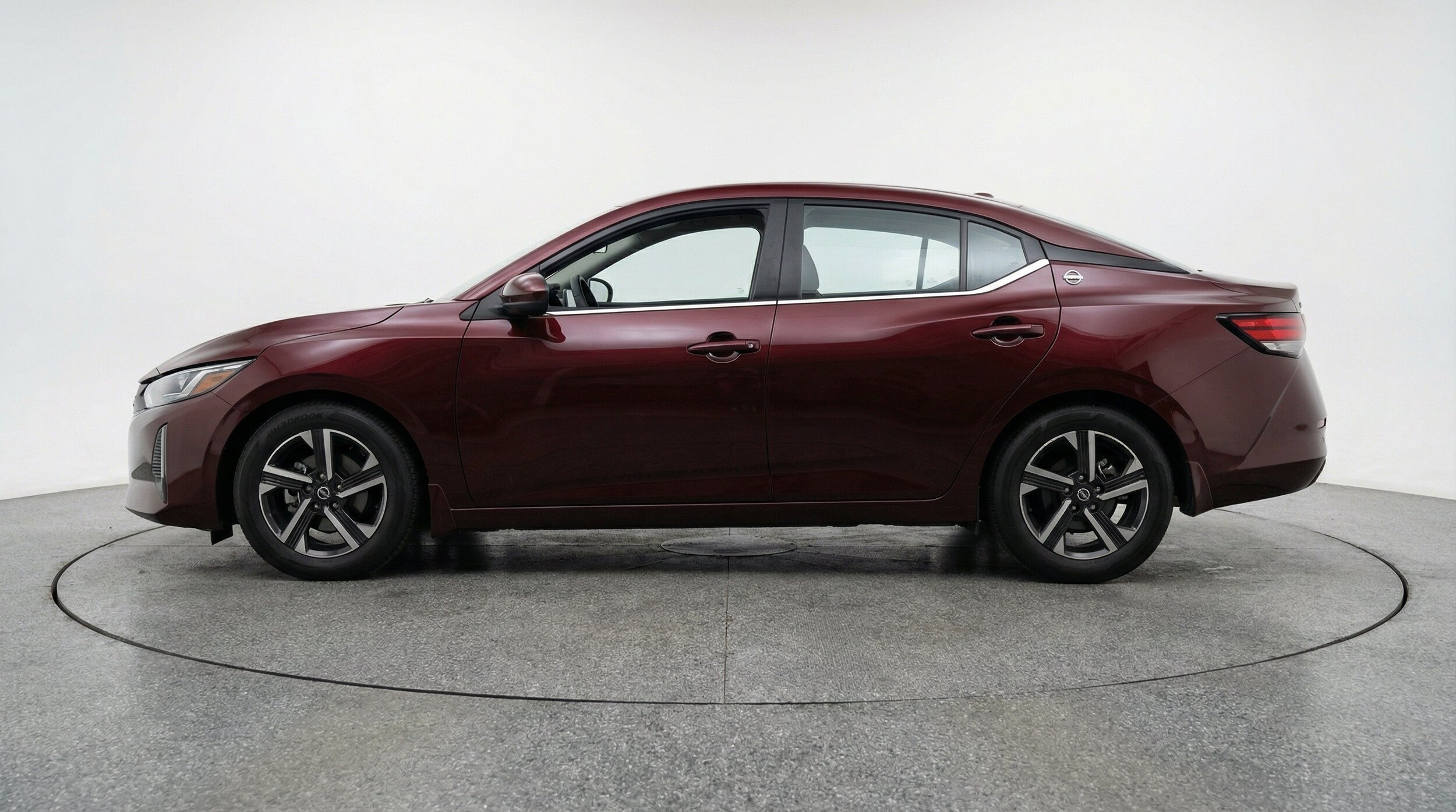 Thumbnail: 2025 Nissan Sentra - 5