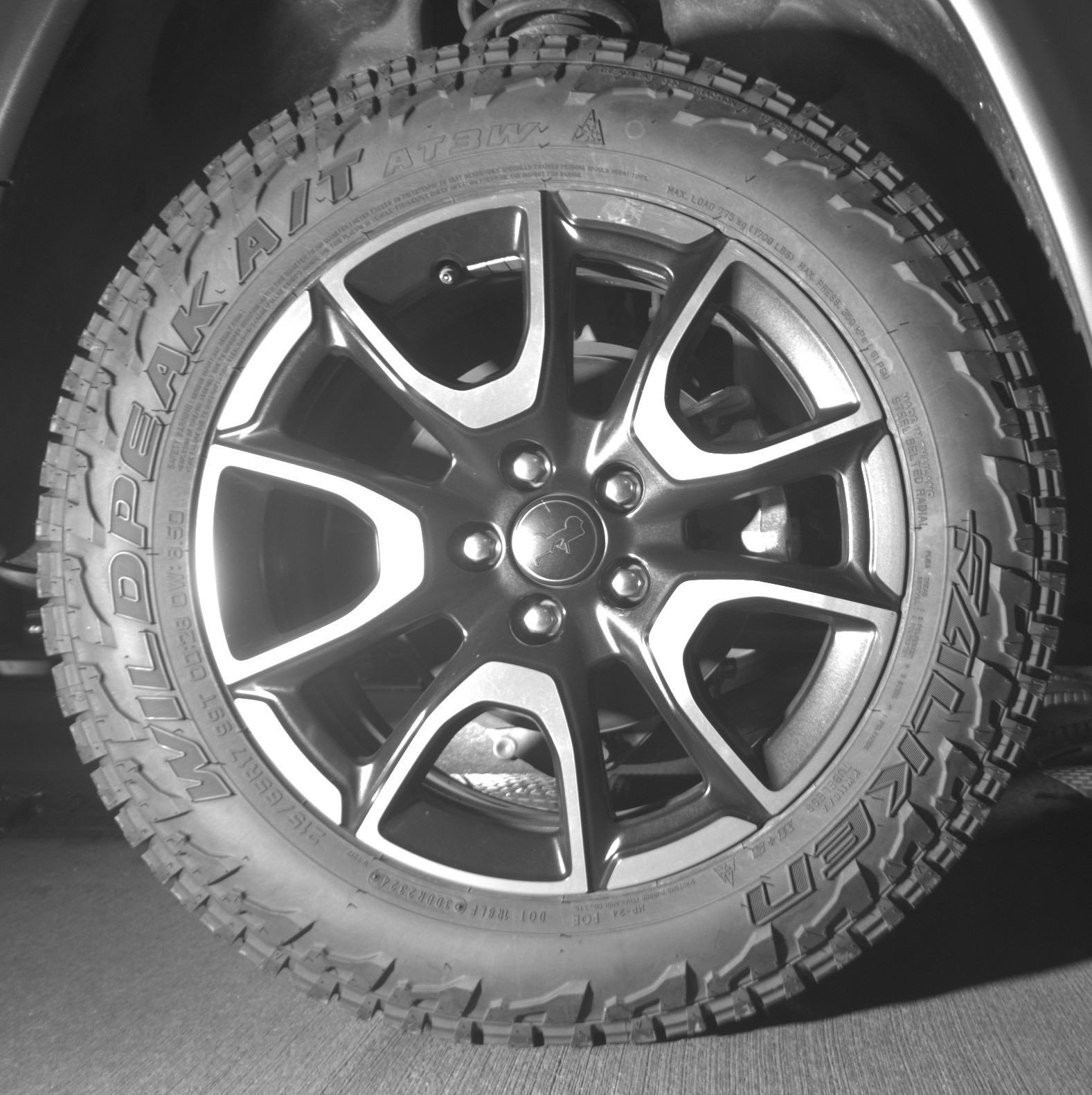 Thumbnail: 2025 Jeep Compass - 15