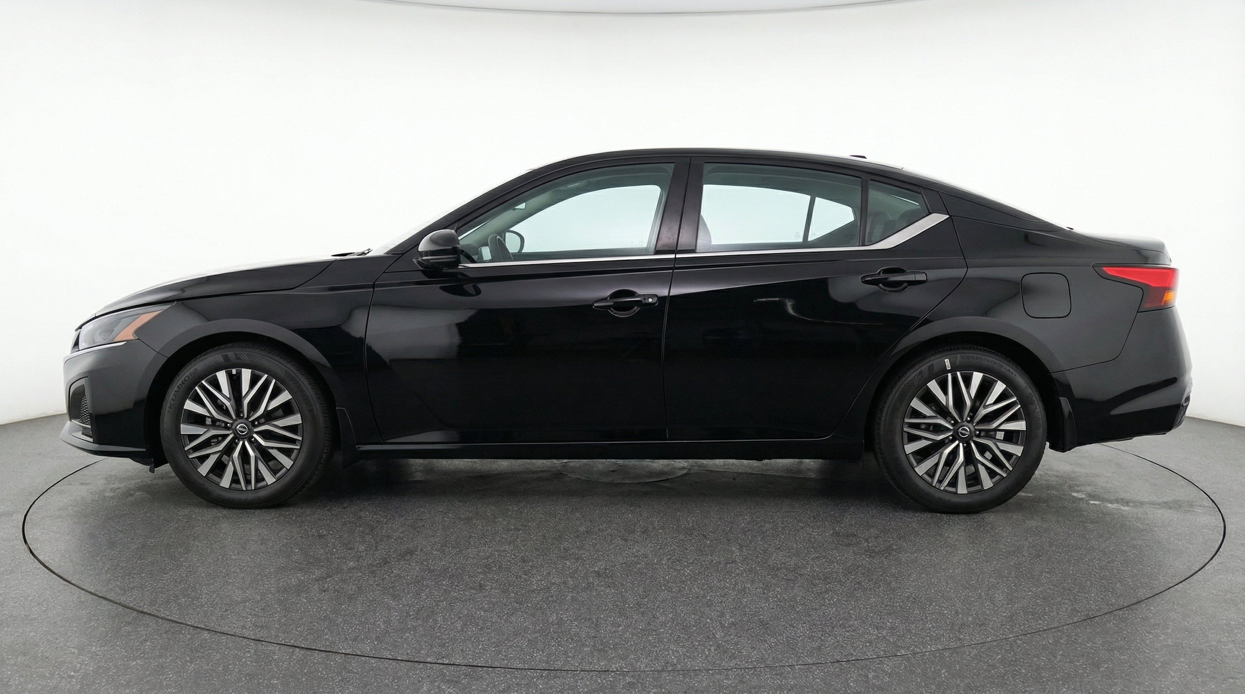 Thumbnail: 2026 Nissan Altima - 5