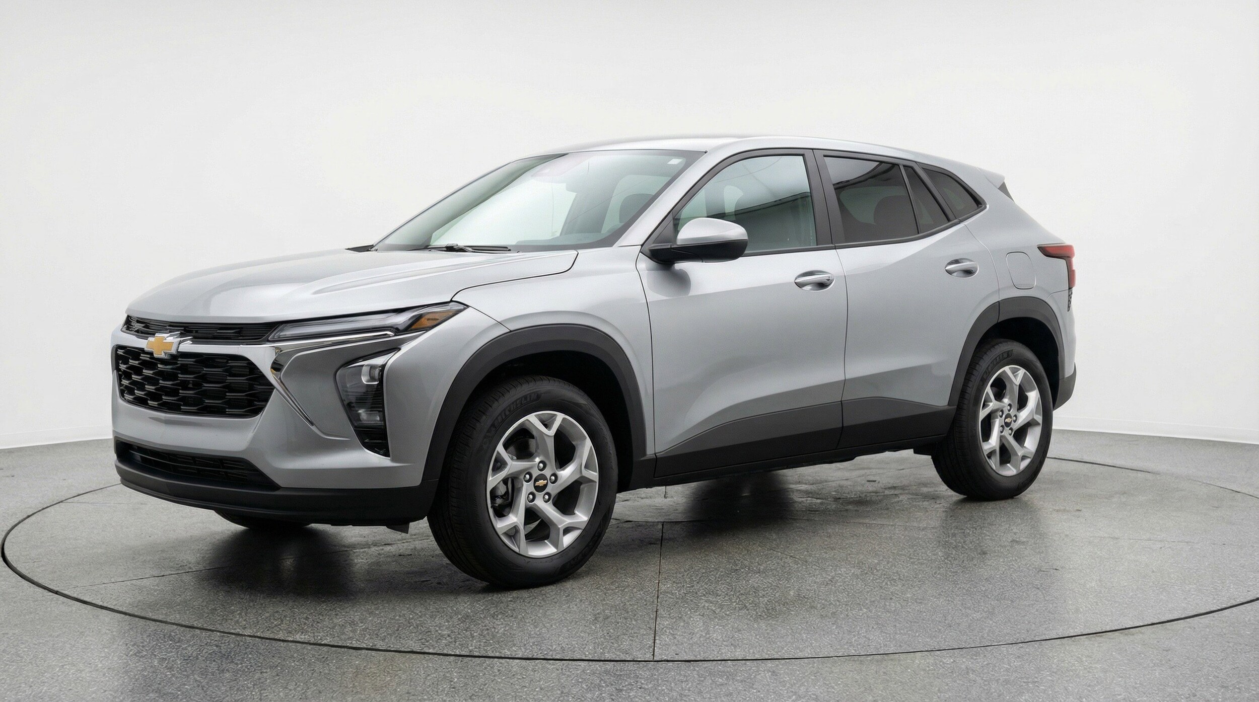 Thumbnail: 2025 Chevrolet Trax - 3