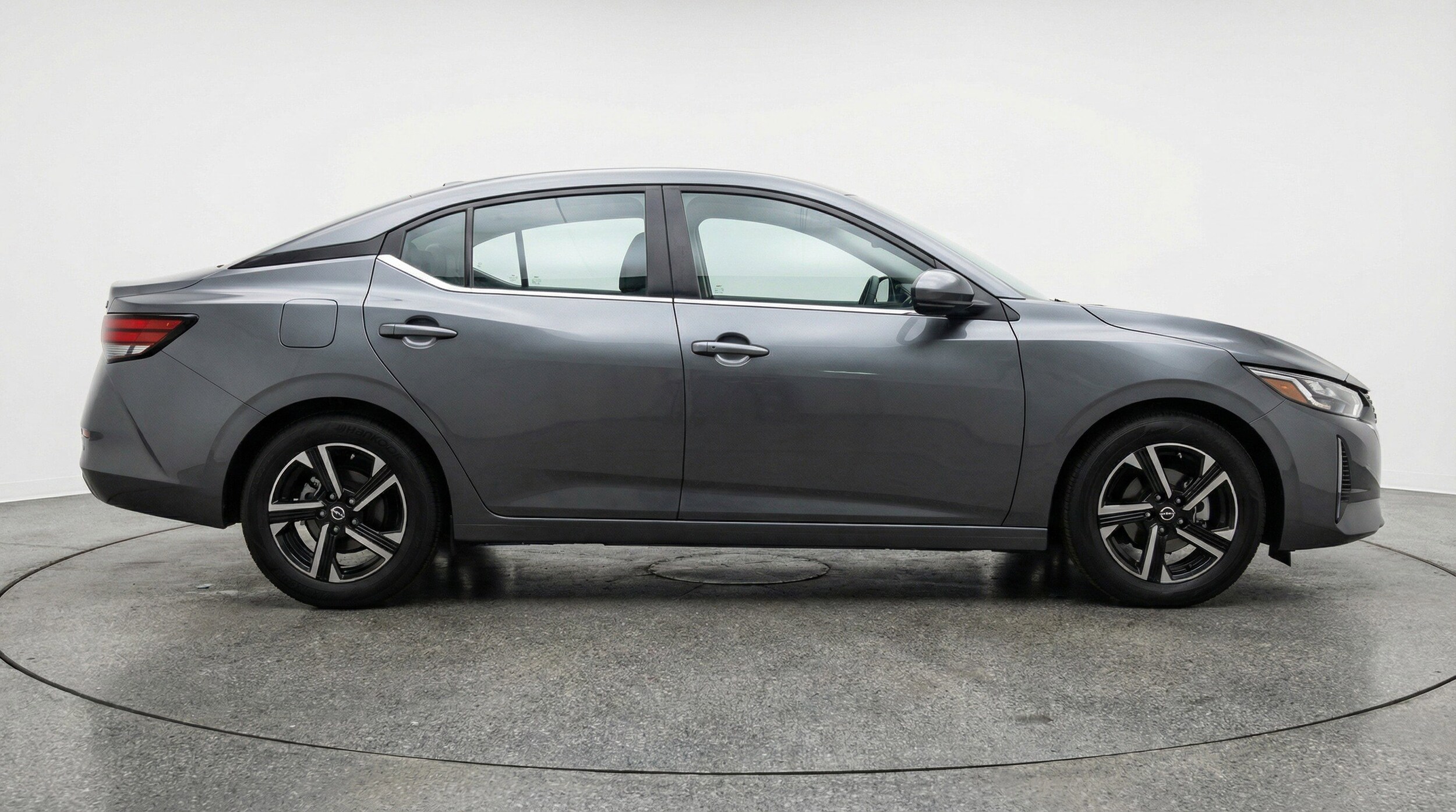 Thumbnail: 2025 Nissan Sentra - 11