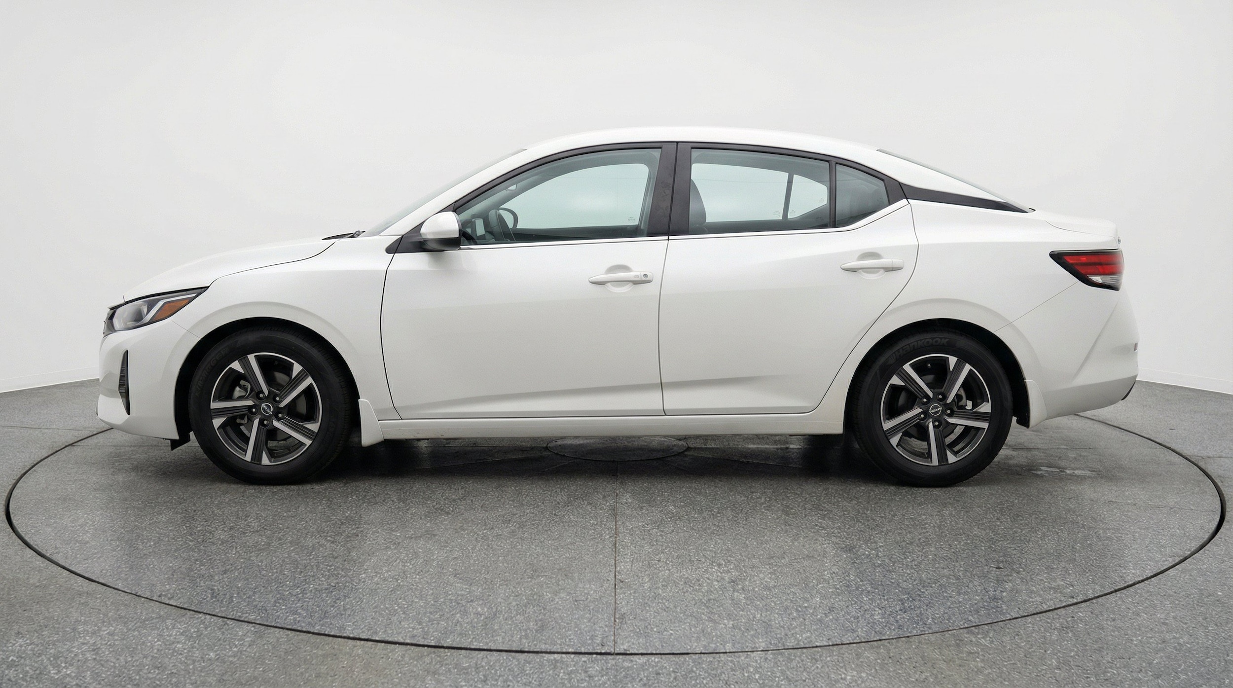 Thumbnail: 2025 Nissan Sentra - 5