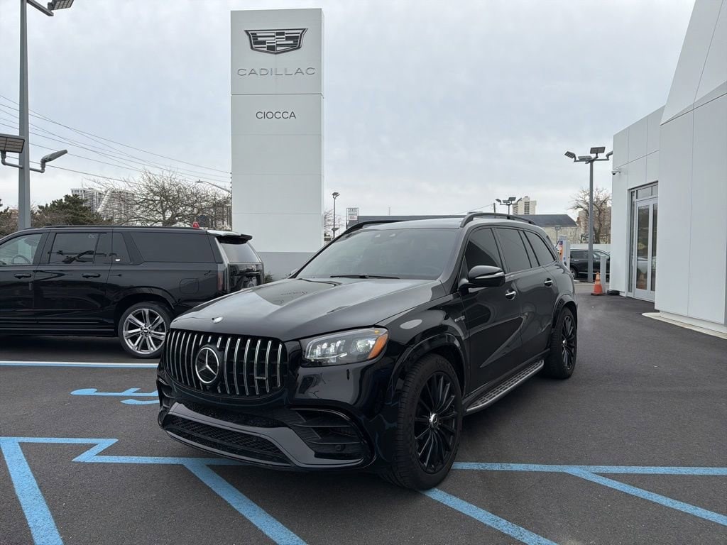 2024 Mercedes-Benz GLS AMG GLS 63's photo
