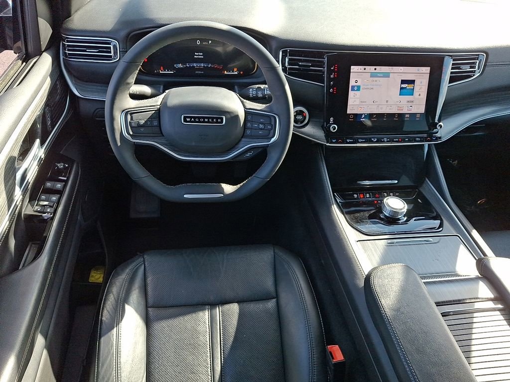 2024 Jeep Wagoneer Series II photo 2