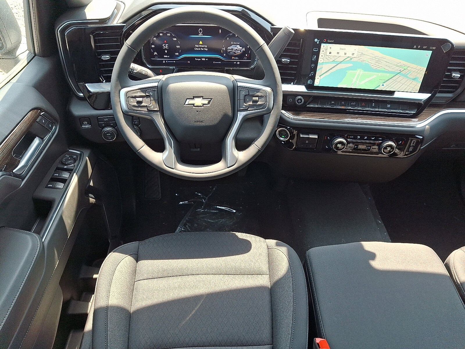 2025 Chevrolet Silverado 1500 LT photo 2