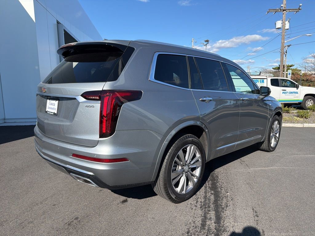 2023 Cadillac XT6 Premium Luxury photo 3