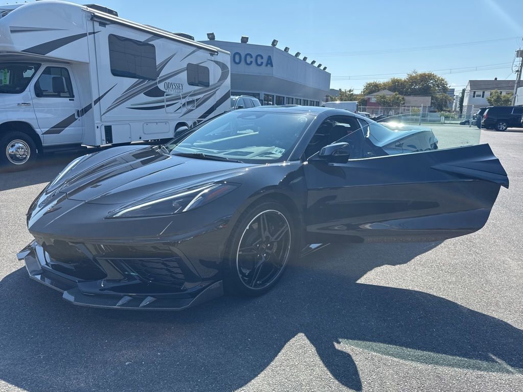 2024 Chevrolet Corvette Stingray 2LT photo 3