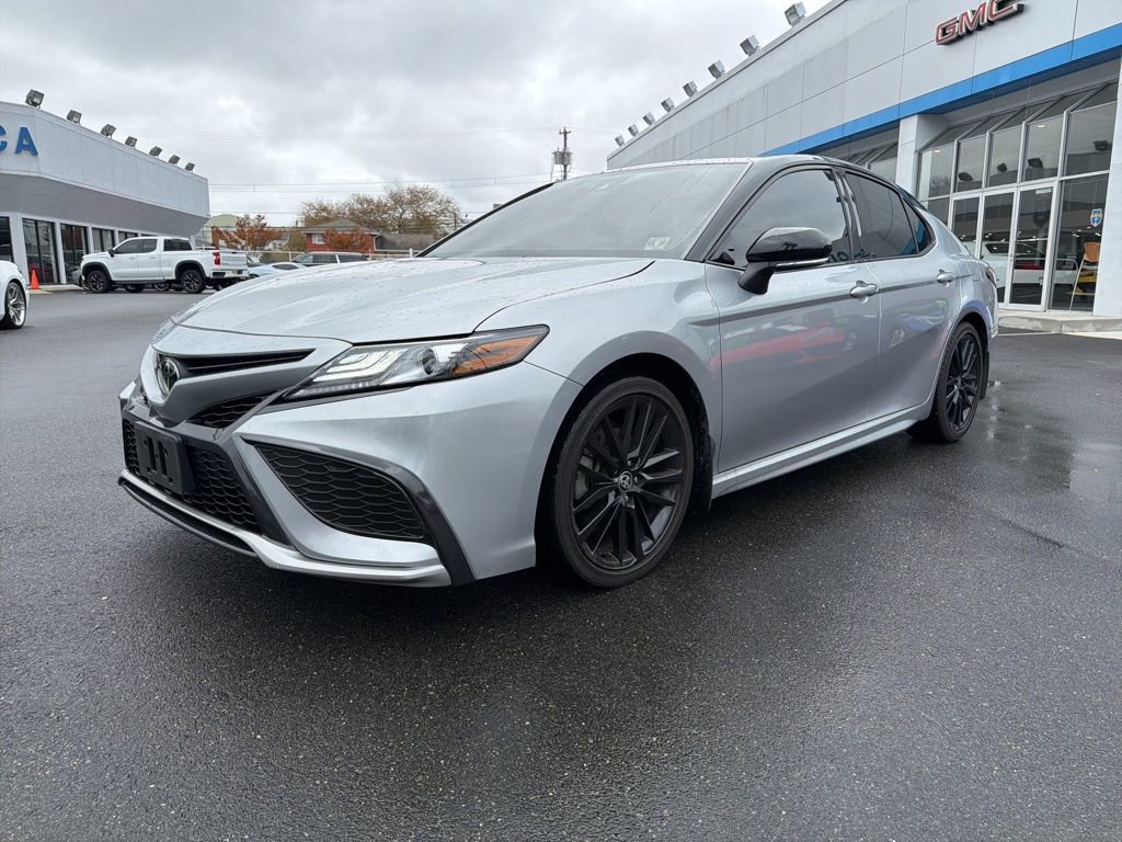 2023 Toyota Camry XSE photo 3