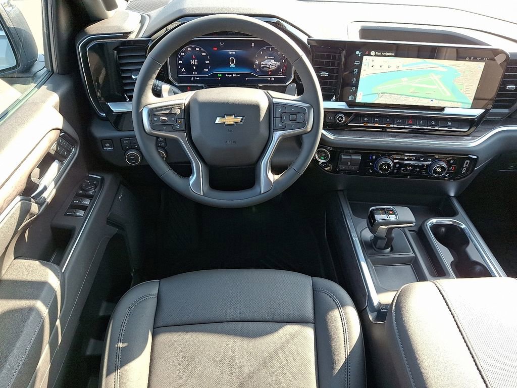 2025 Chevrolet Silverado 1500 LTZ photo 2