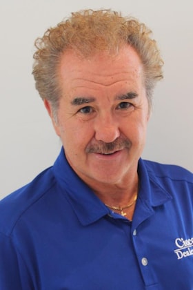 Staff member Joe Ekster from ID_28e1b33f10f8