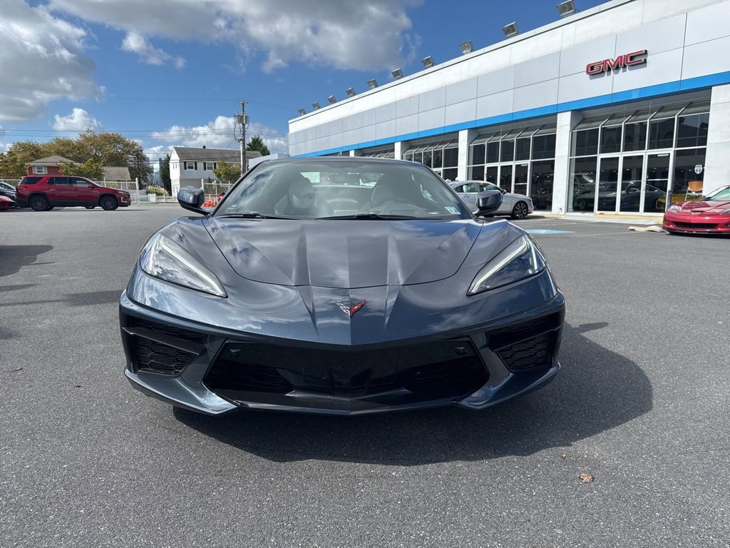 2021 Chevrolet Corvette Stingray 2LT photo 2