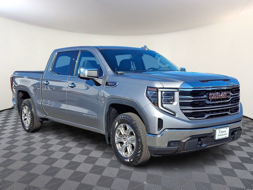 2023 GMC Sierra 1500 SLT's photo