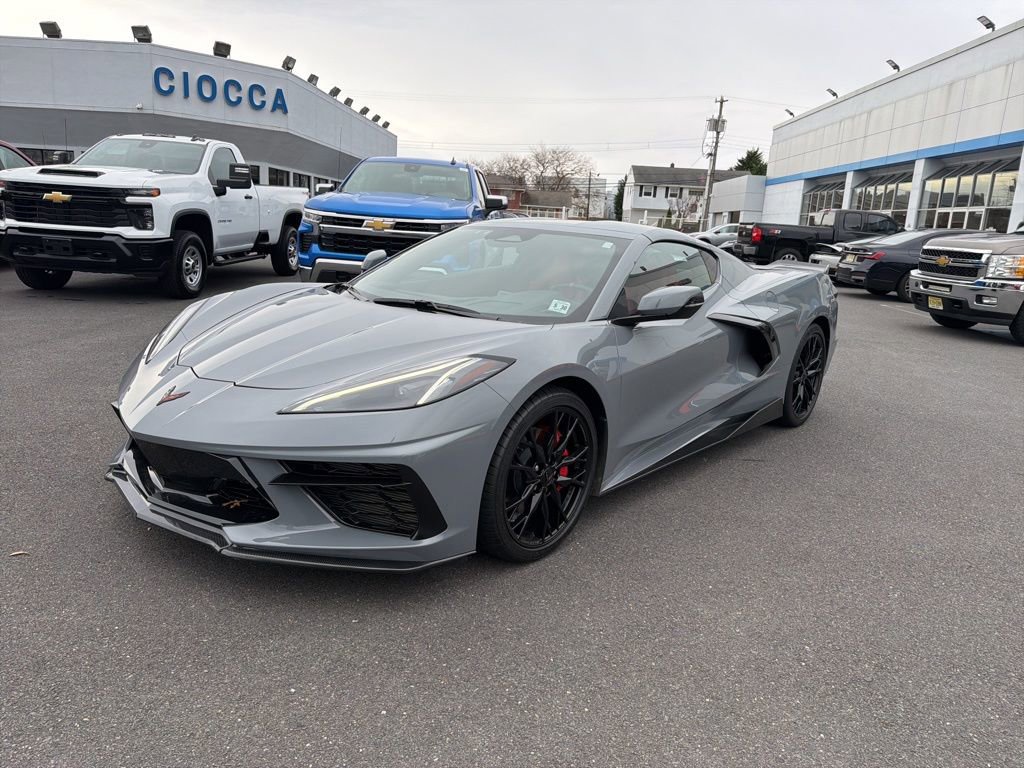 2025 Chevrolet Corvette Stingray 1LT photo 3