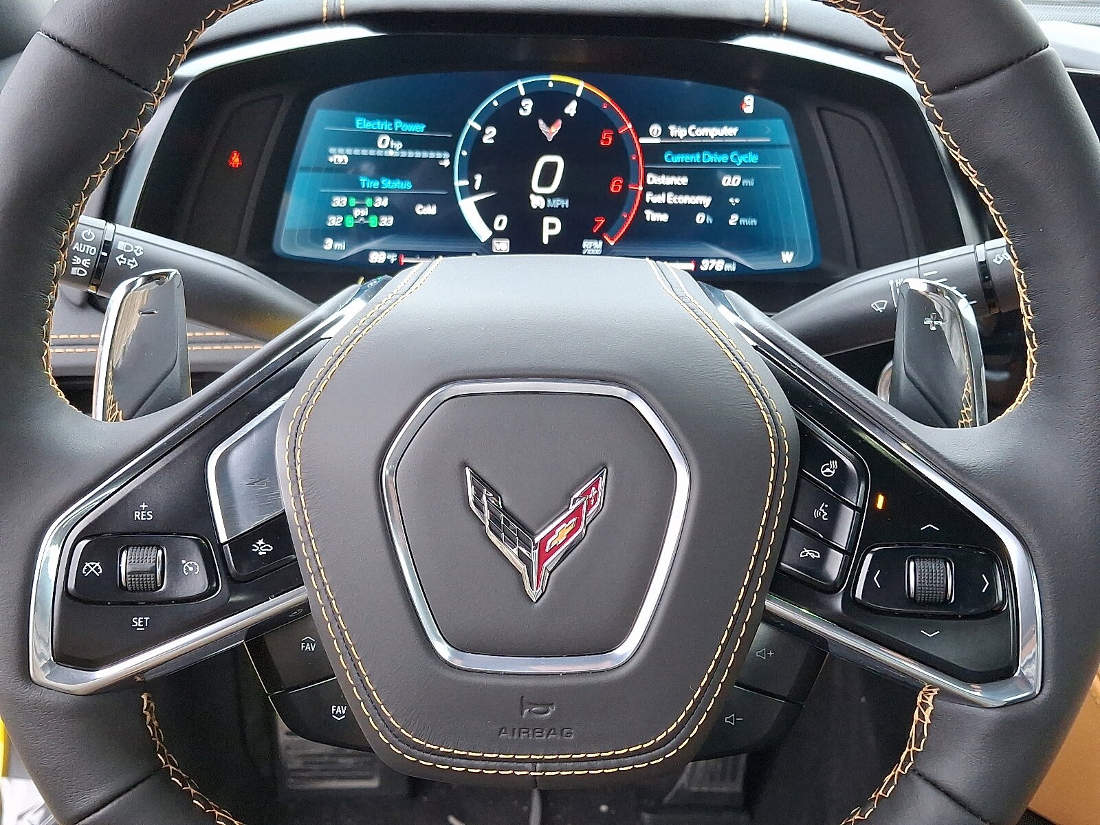 2025 Chevrolet Corvette E-Ray 2LZ Convertible photo 2