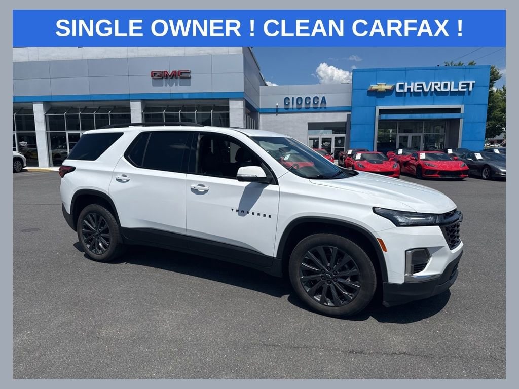 2023 Chevrolet Traverse AWD RS's photo