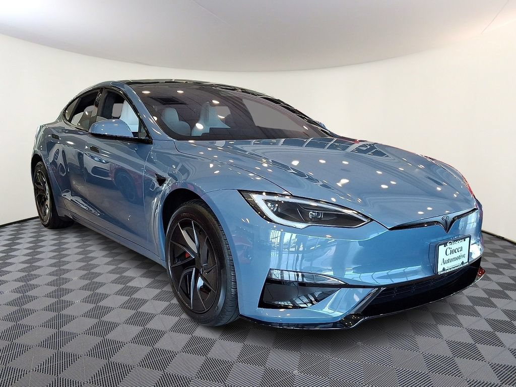 2026 Tesla Model S Plaid's photo